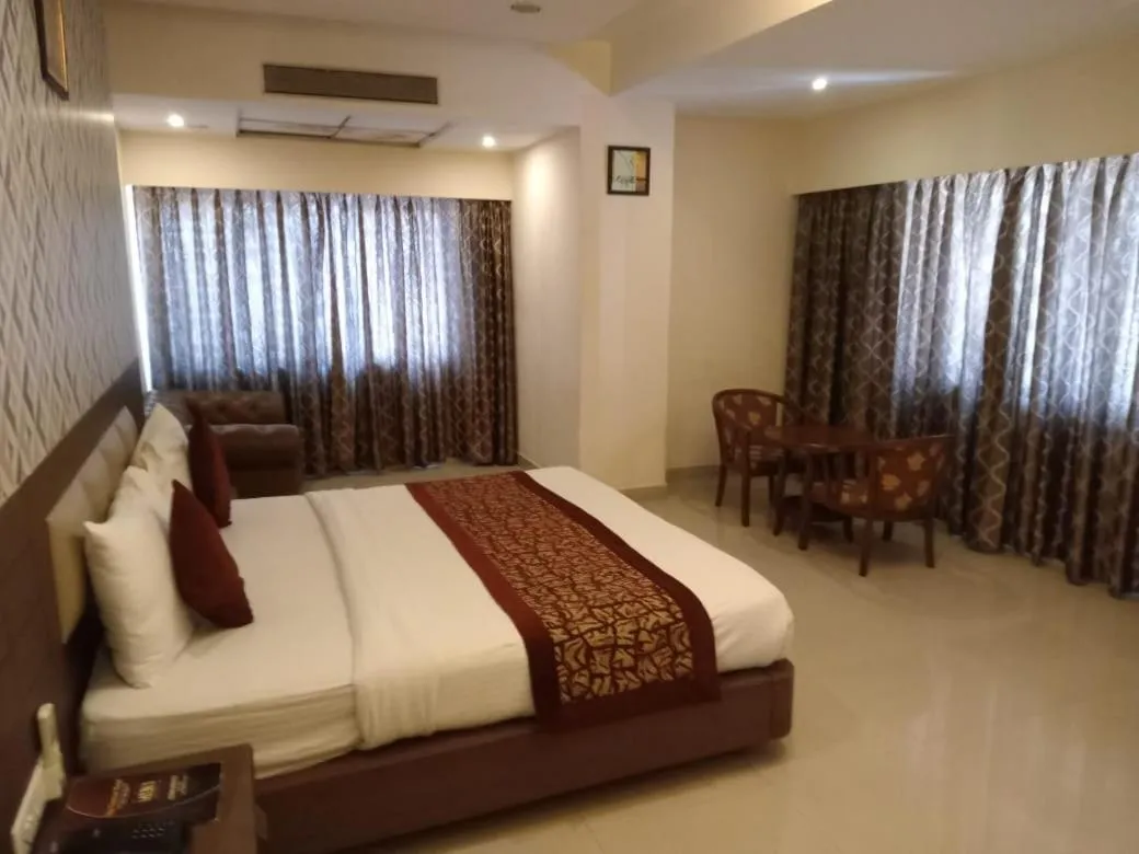 Bed in The Contour Hotel