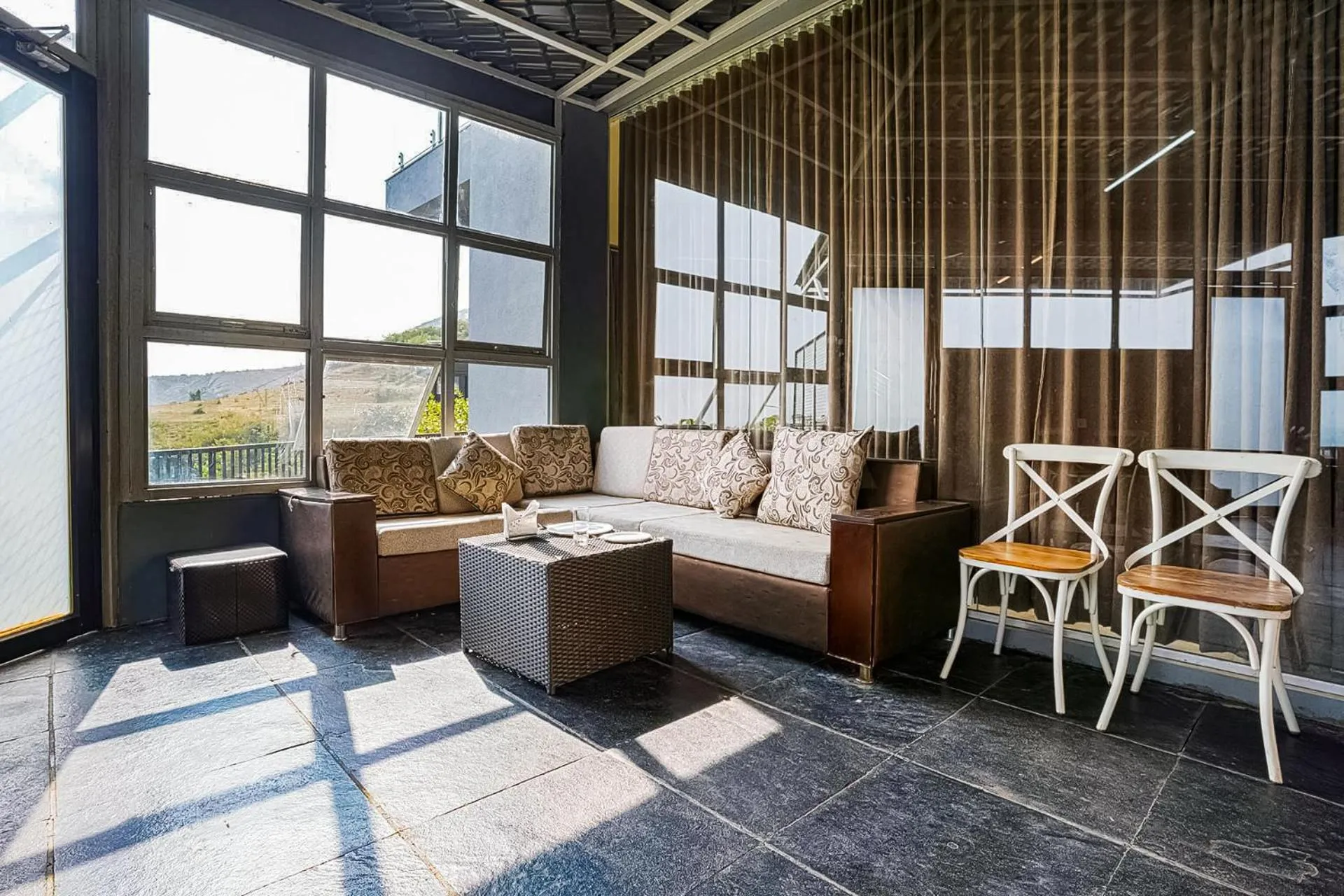 Living room in Wabi Sabi Resort, Igatpuri
