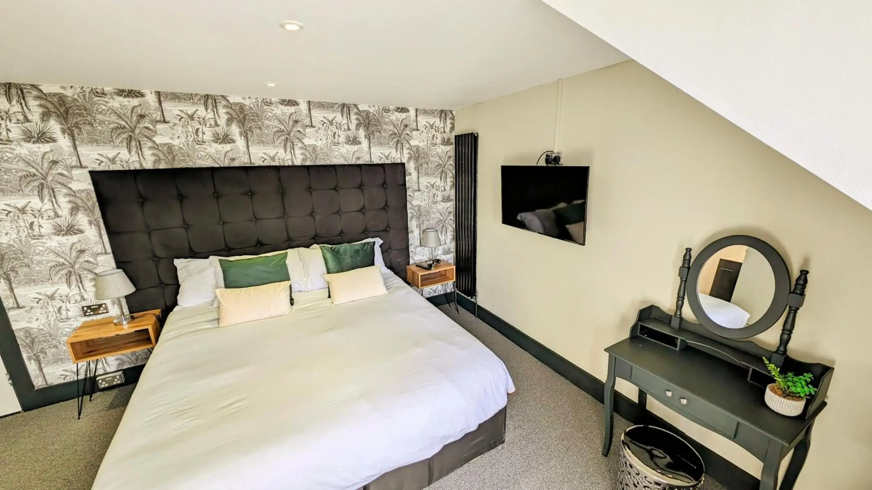 Bed in Westbourne Hotel and Spa