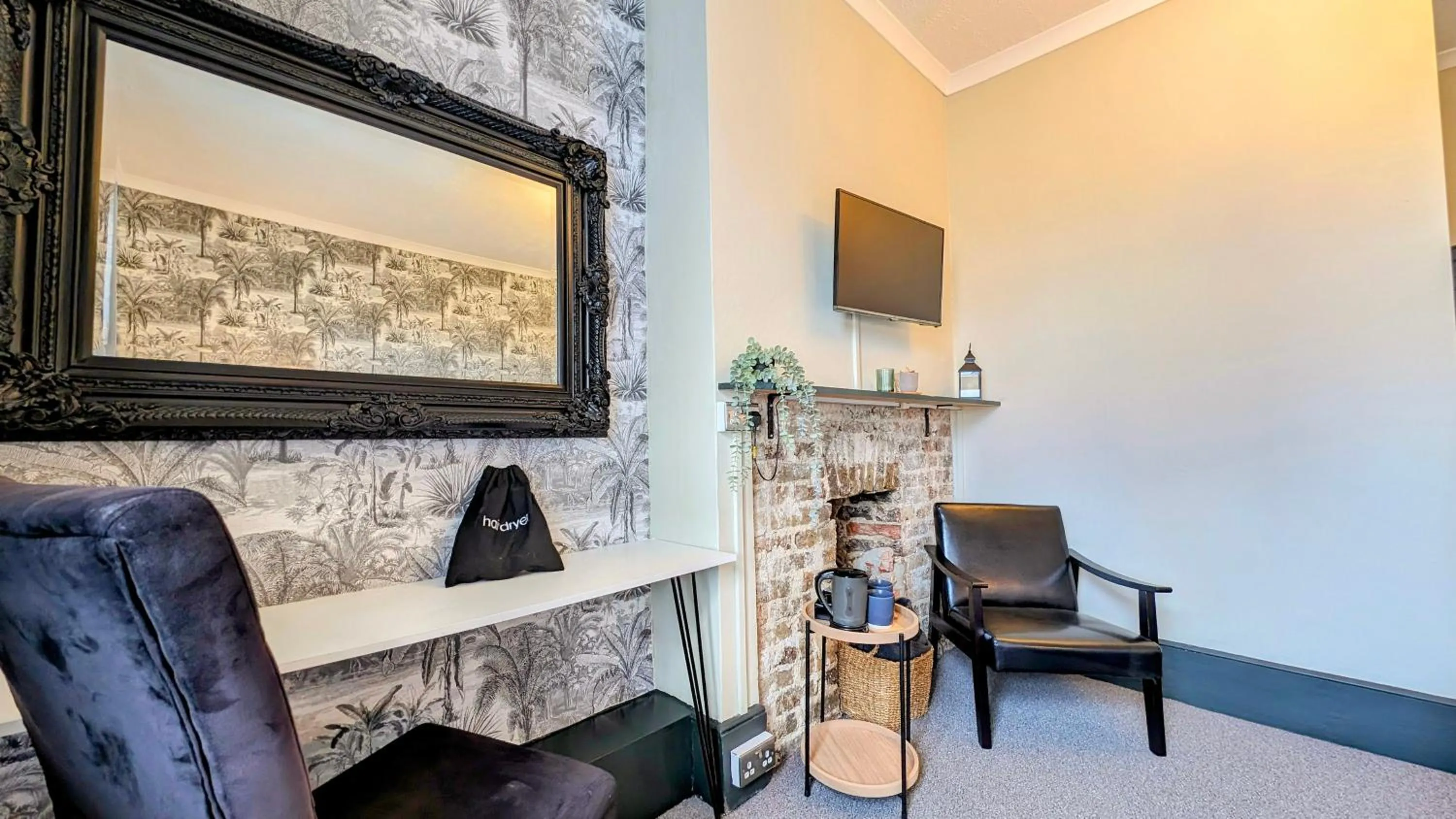 Seating area in INNit Bliss