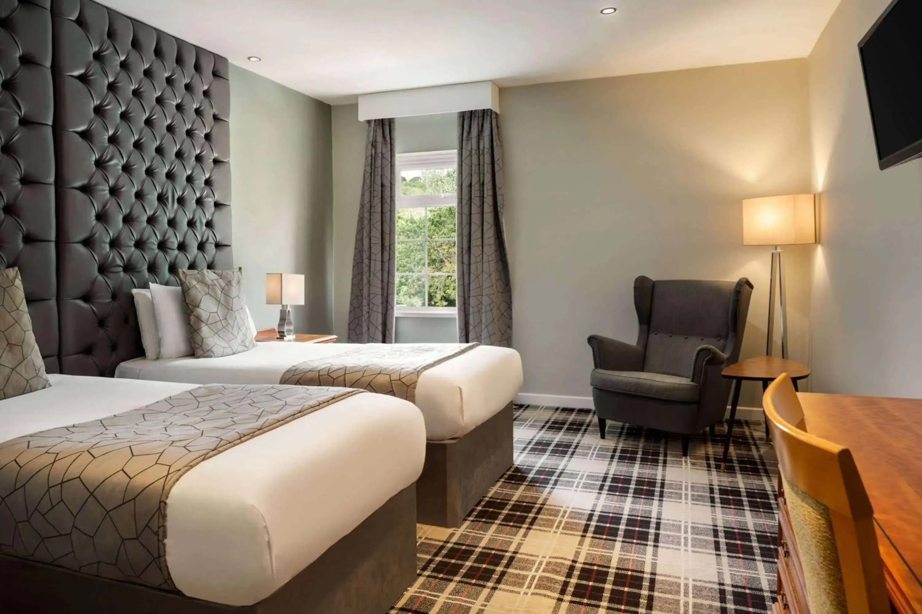 Photo of the whole room, Bed in Heritage Park Pontypridd, Trademark Collection by Wyndham Photo of the whole room, Bed in Heritage Park Pontypridd, Trademark Collection by Wyndham