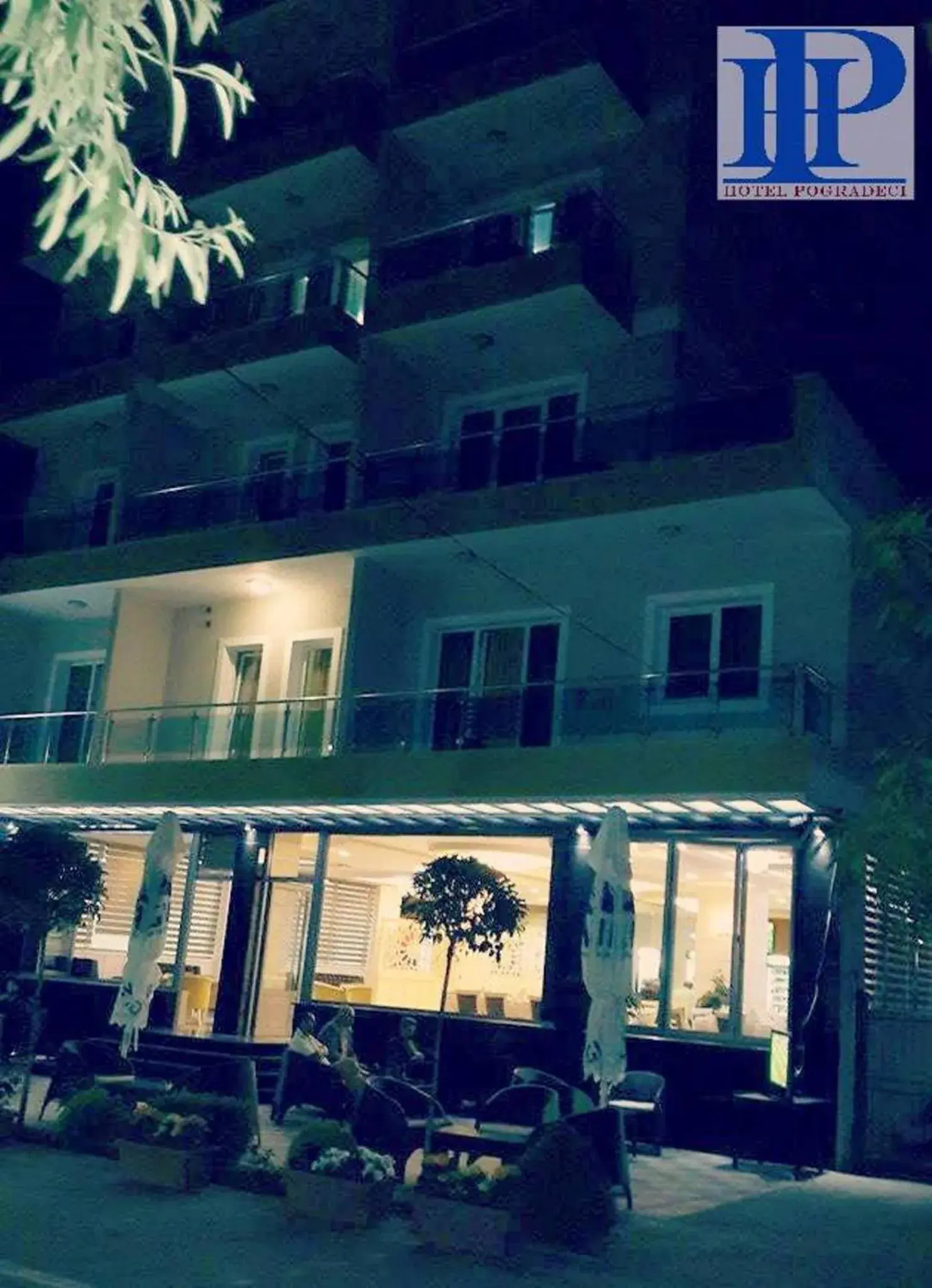 Property building in Hotel Pogradeci Property building in Hotel Pogradeci