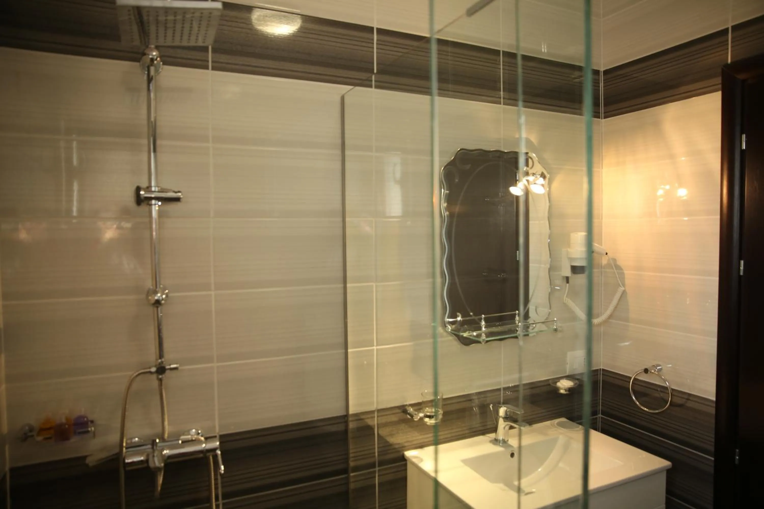 Bathroom in Hotel Pogradeci