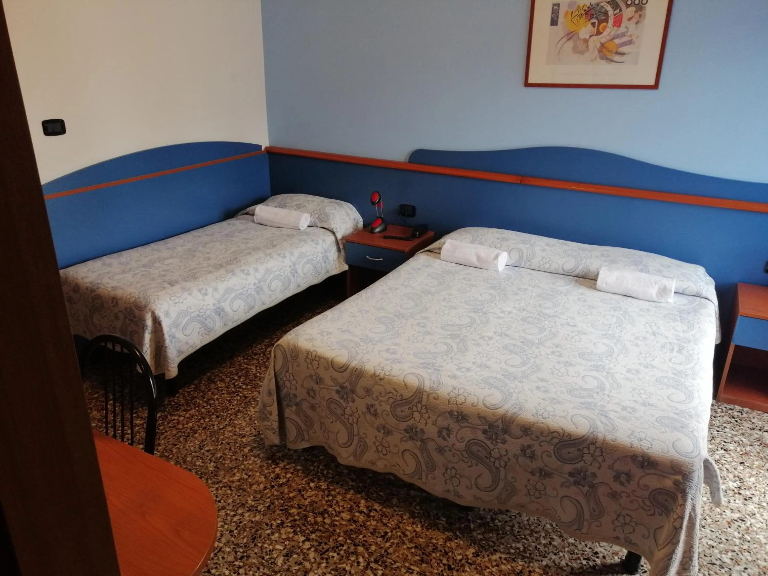 Bedroom, Bed in Hotel Trifoglio