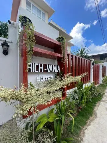 RICH-VANIA SUITES RICH-VANIA SUITES