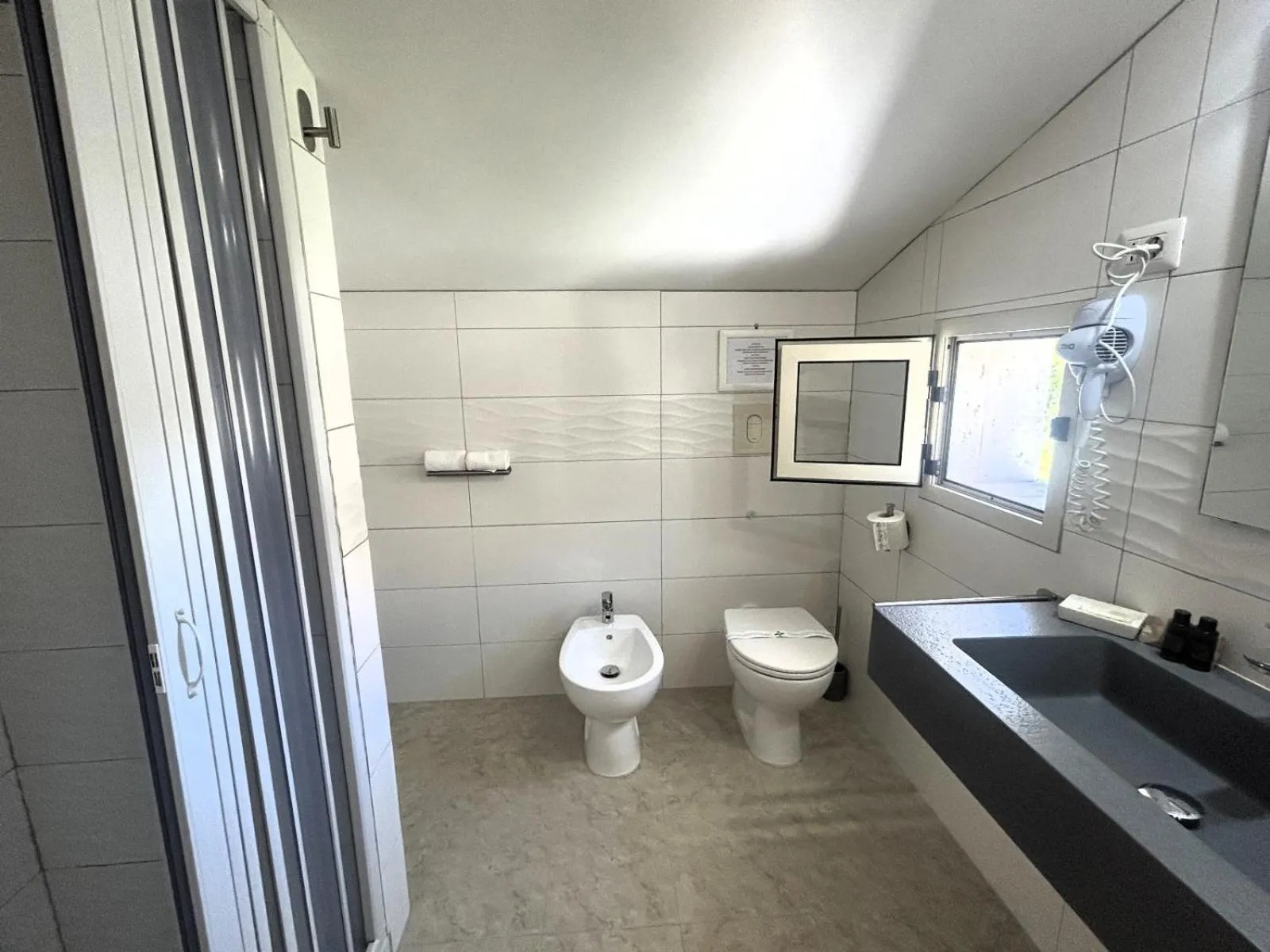 Shower in Villa Soleanna Residence