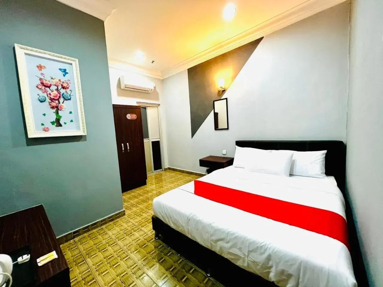 Bed in DAILY INN HOTEL Bed in DAILY INN HOTEL