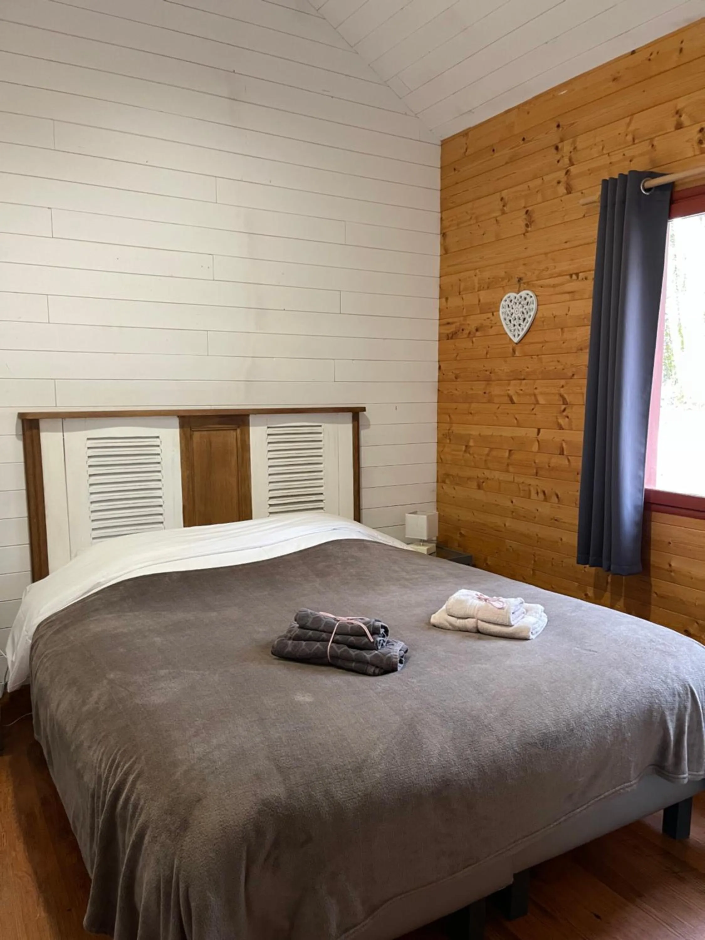 Bed in Le Village Enchanteur