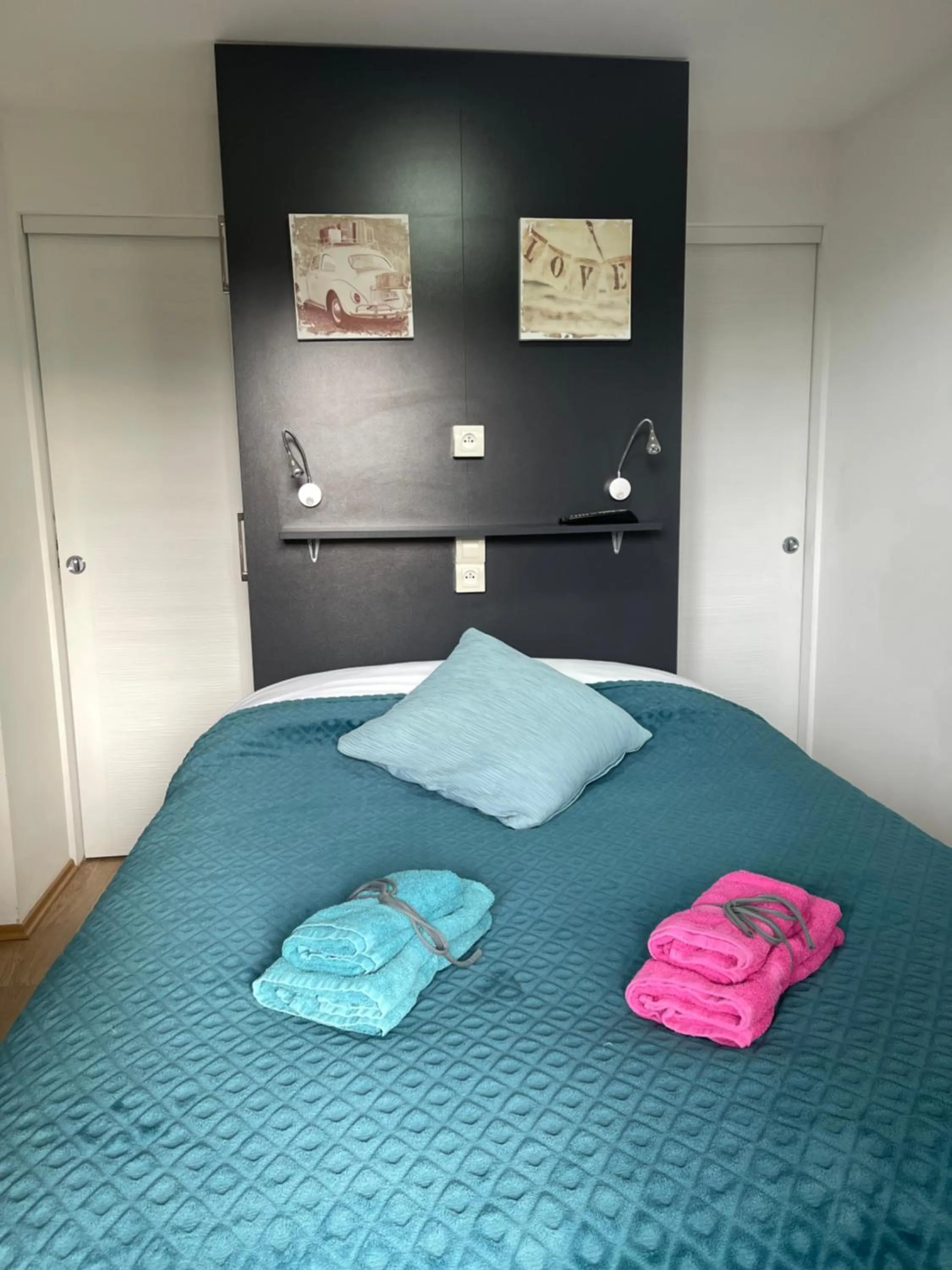 Bed in Le Village Enchanteur