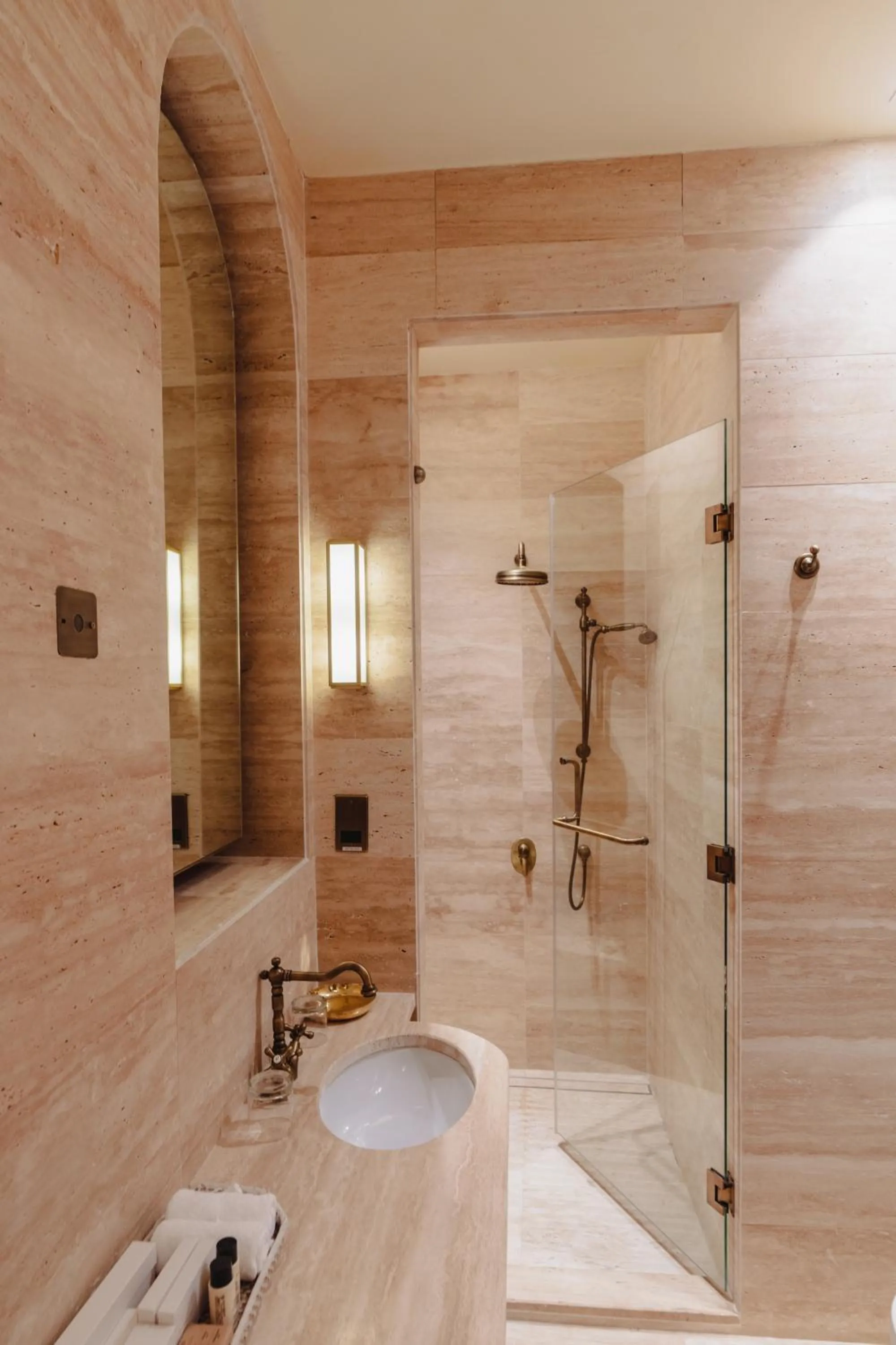 Shower in Al Balad Hospitality