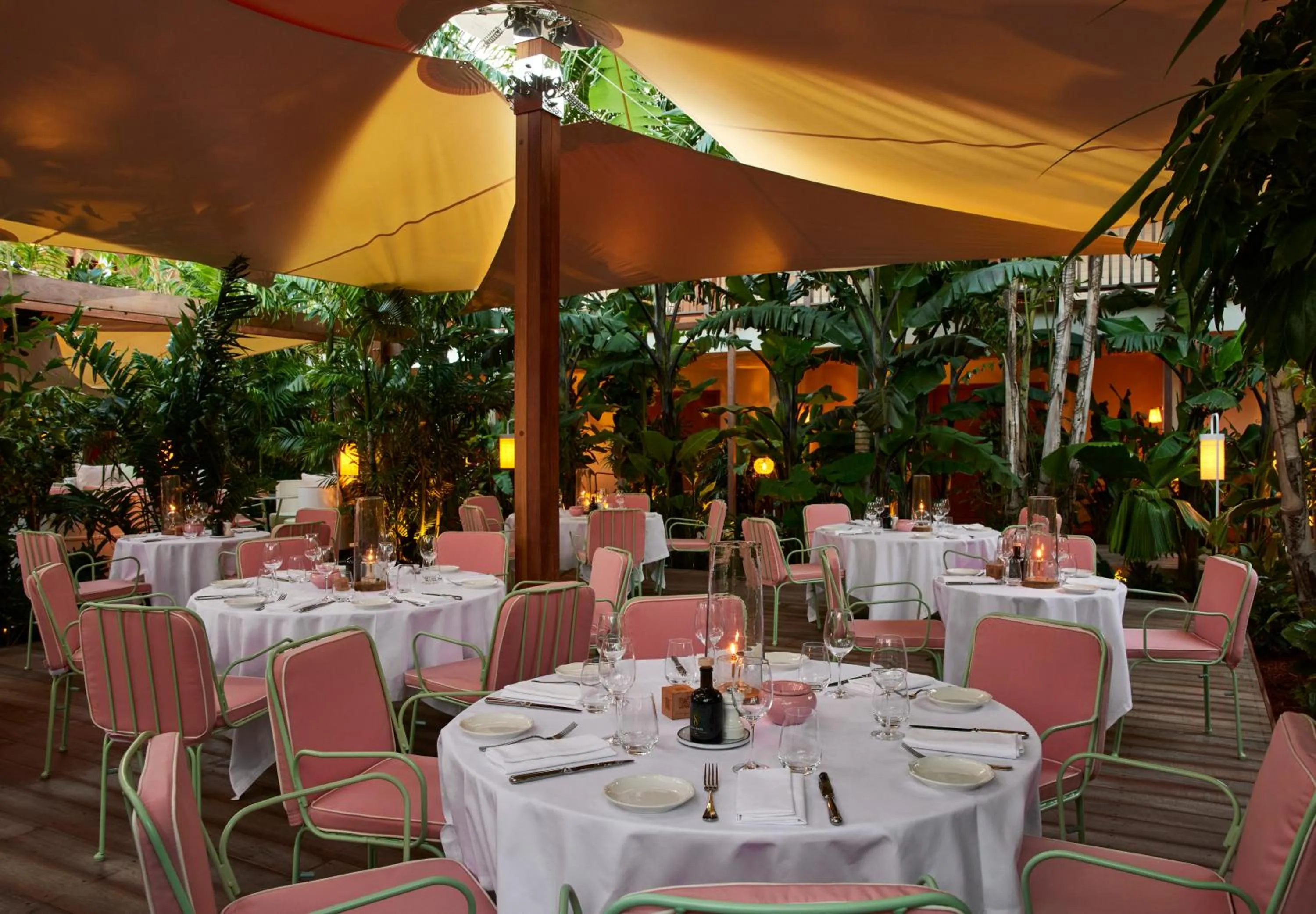 Restaurant/places to eat in Tropical Hotel St Barth