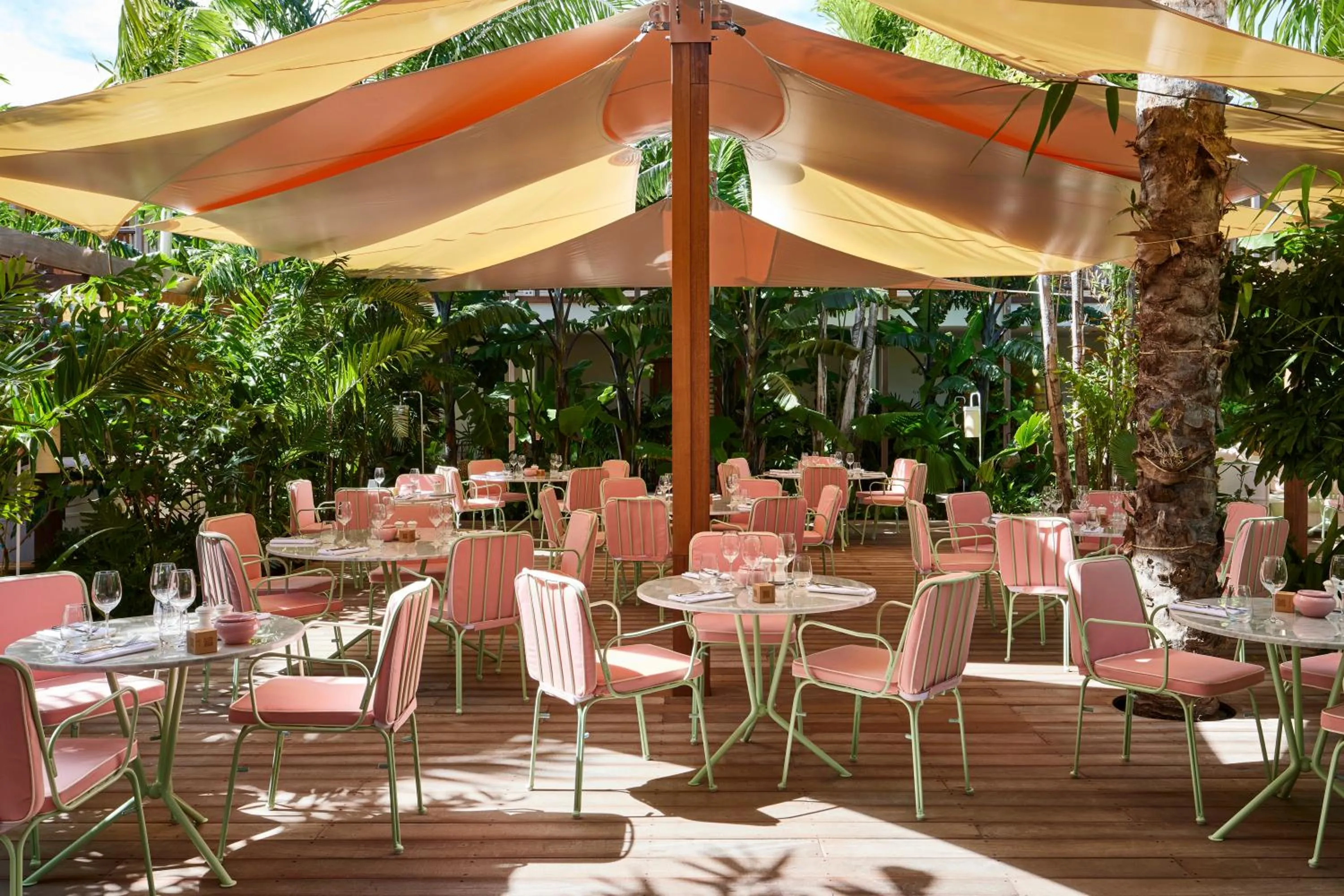 Restaurant/places to eat in Tropical Hotel St Barth