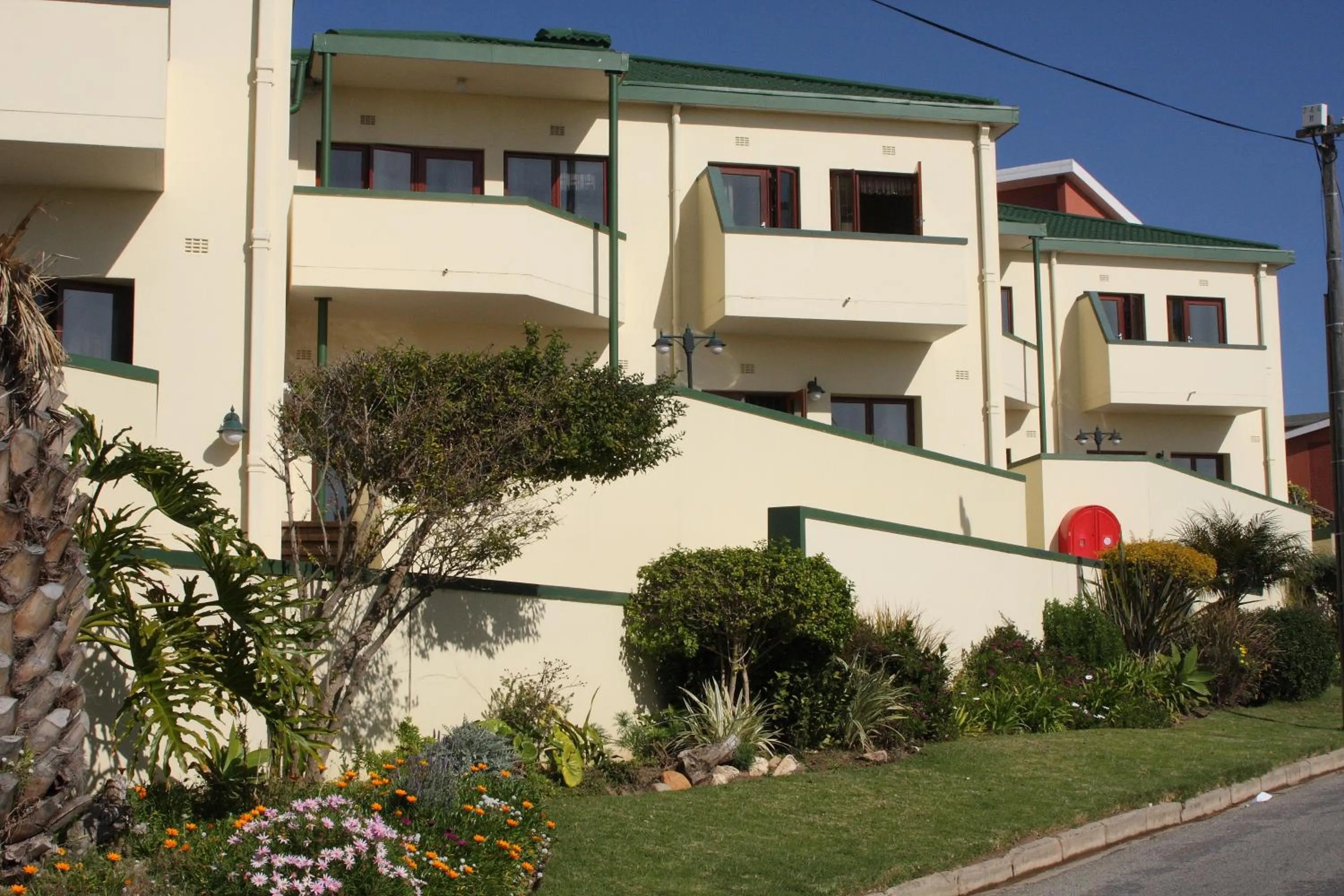 Property building in First Group Perna Perna Mossel Bay