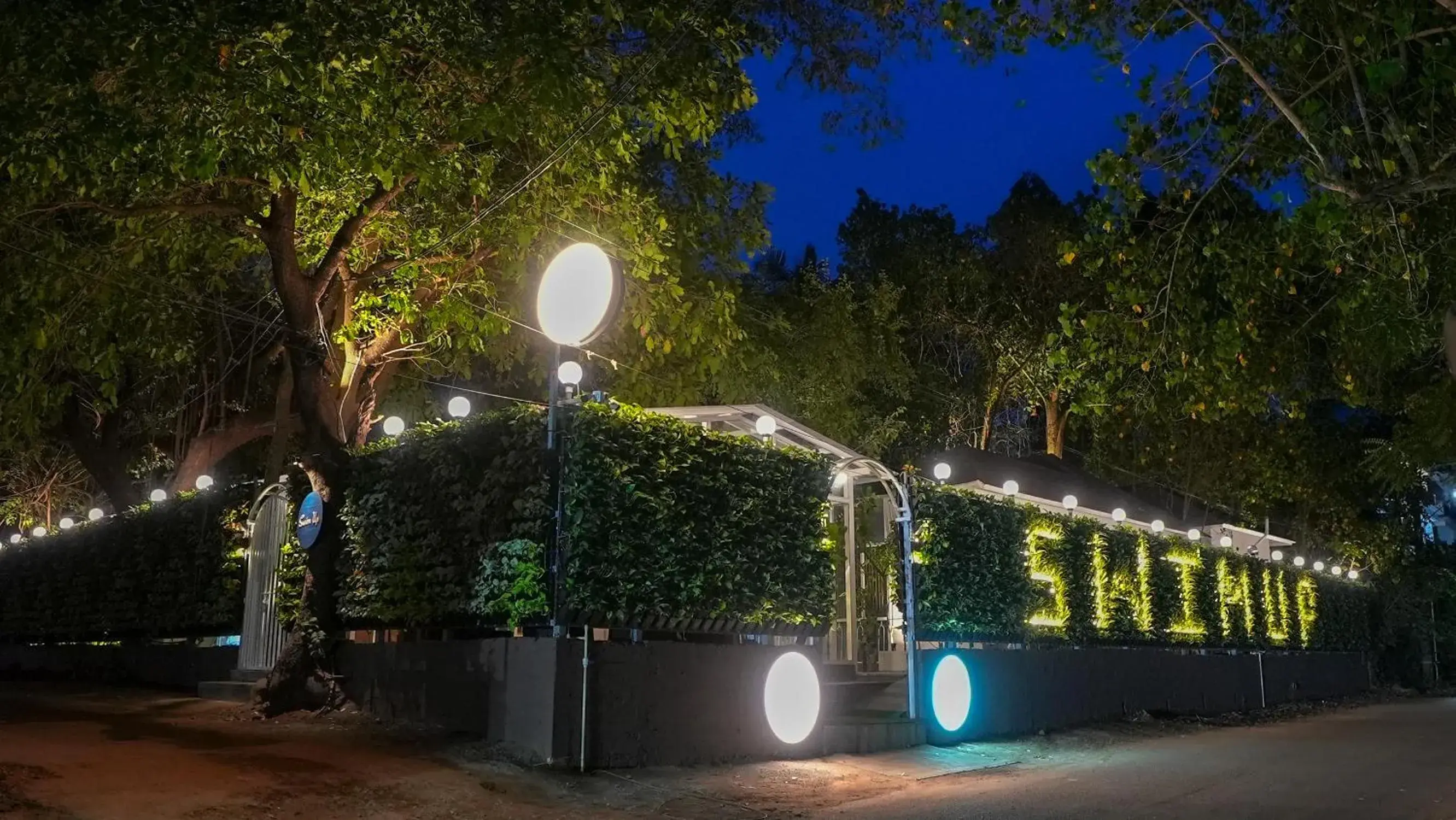 Facade/entrance in Swimup - Suites with private pool , Vagator Facade/entrance in Swimup - Suites with private pool , Vagator