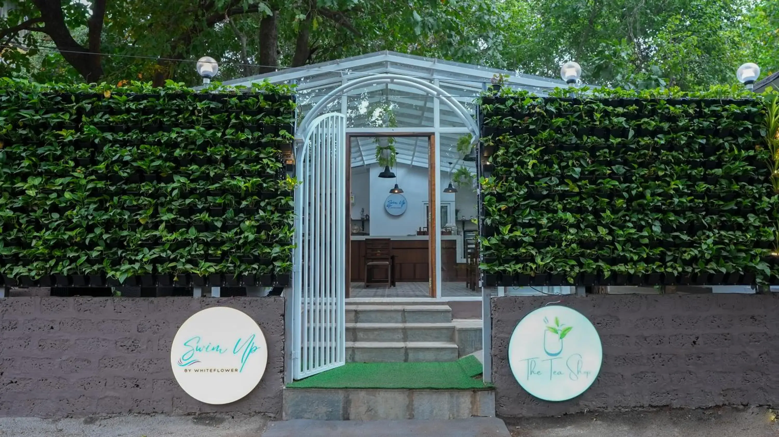 Facade/entrance in Swimup - Suites with private pool , Vagator Facade/entrance in Swimup - Suites with private pool , Vagator