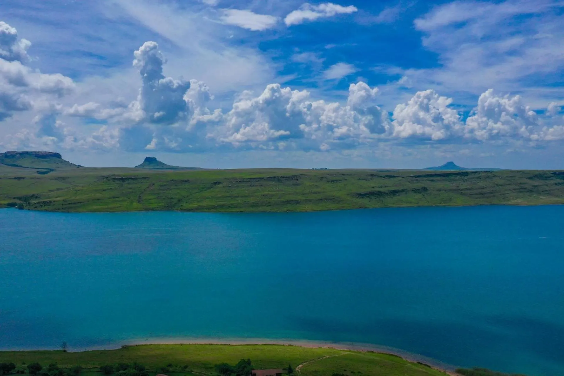 Bird's eye view in First Group Qwantani