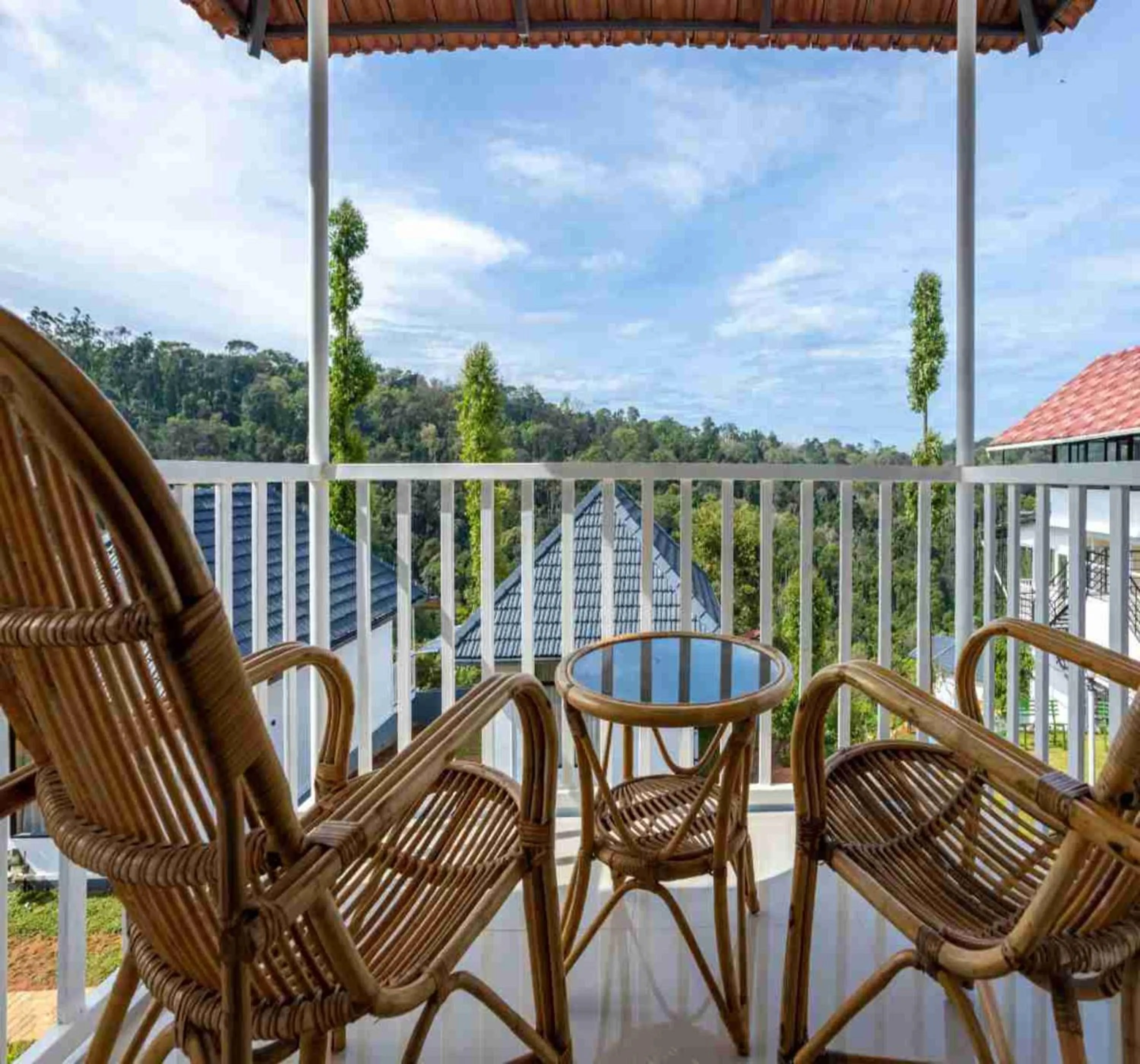 Day in Le Serene Munnar Luxury Resorts & Spa