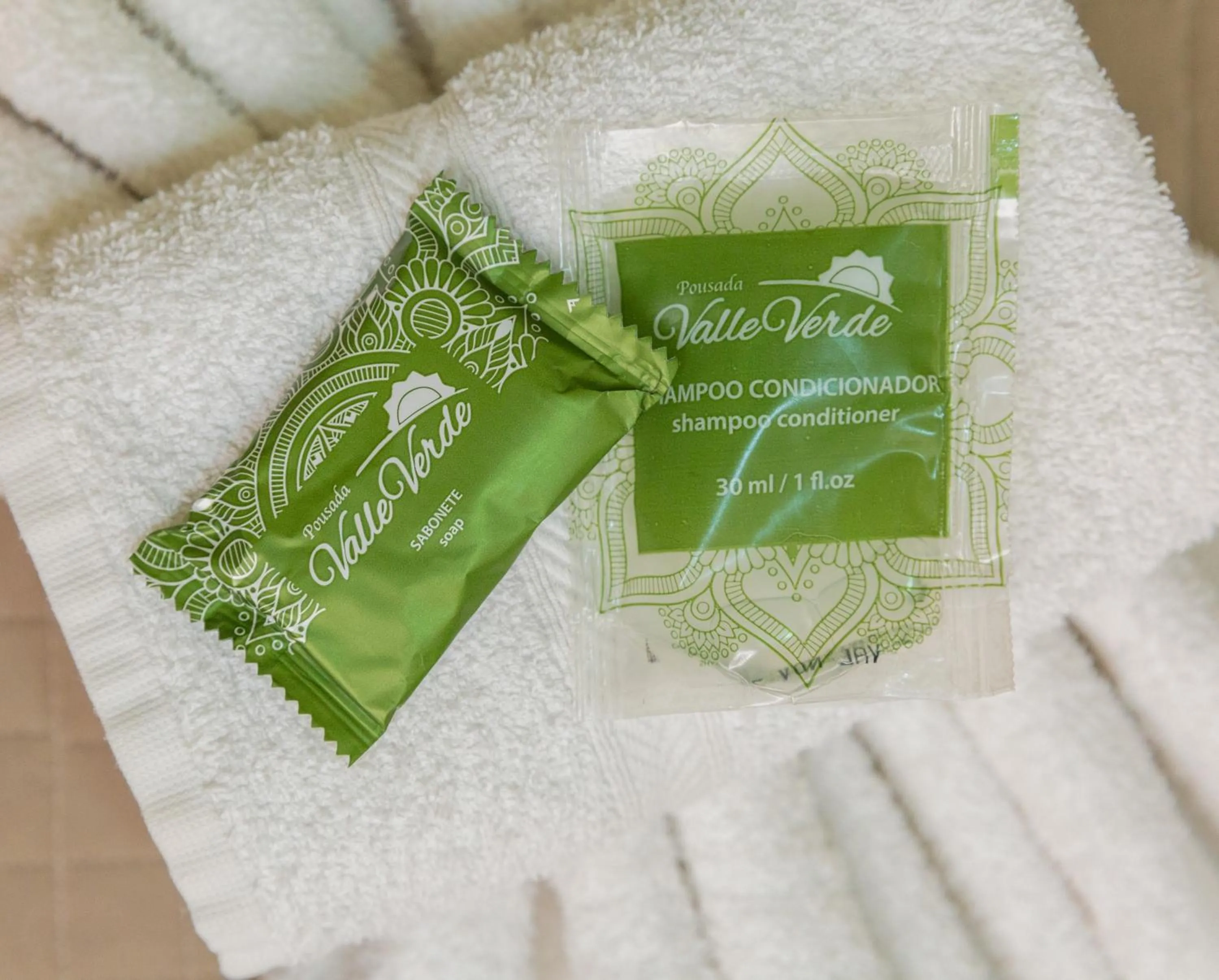 Logo/Certificate/Sign in Pousada Valle Verde