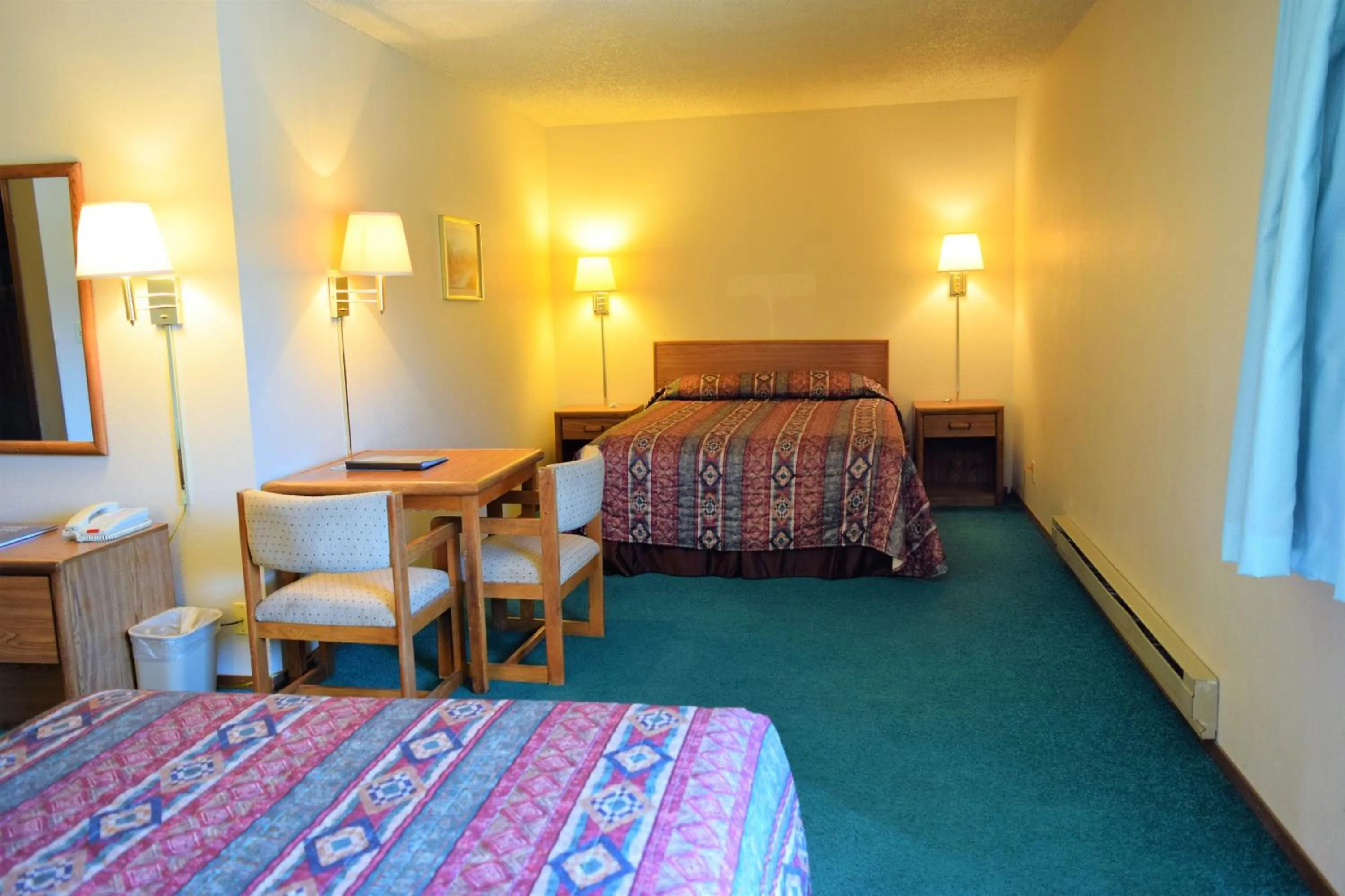 Bed in Country Inn Libby