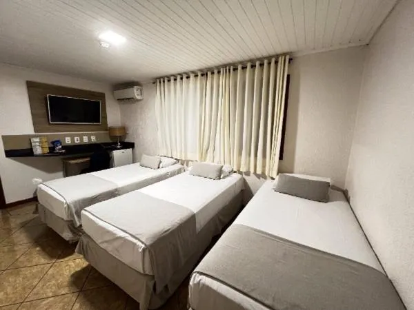 Bed in Hotel Bons Tempos