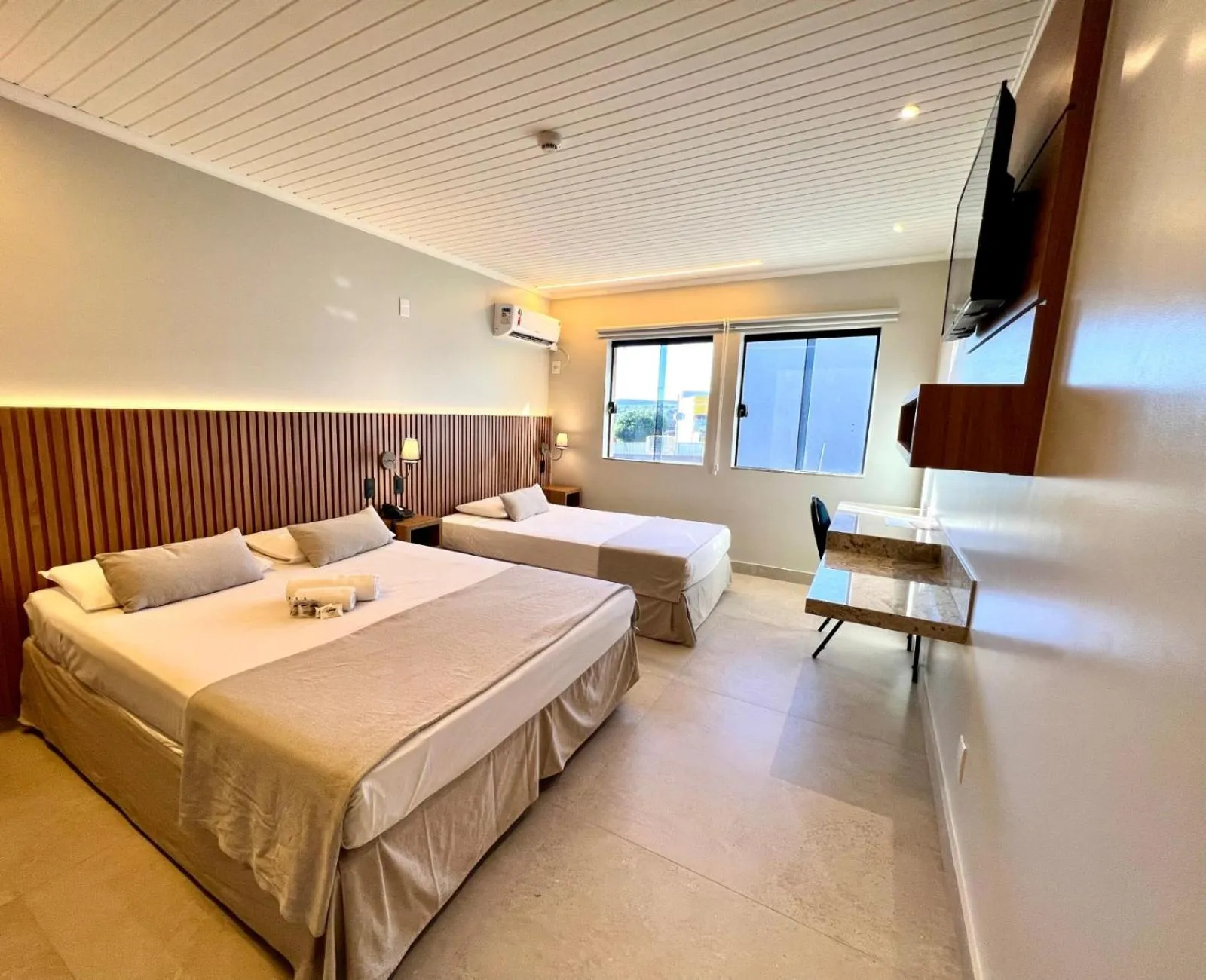 Bed in Hotel Bons Tempos