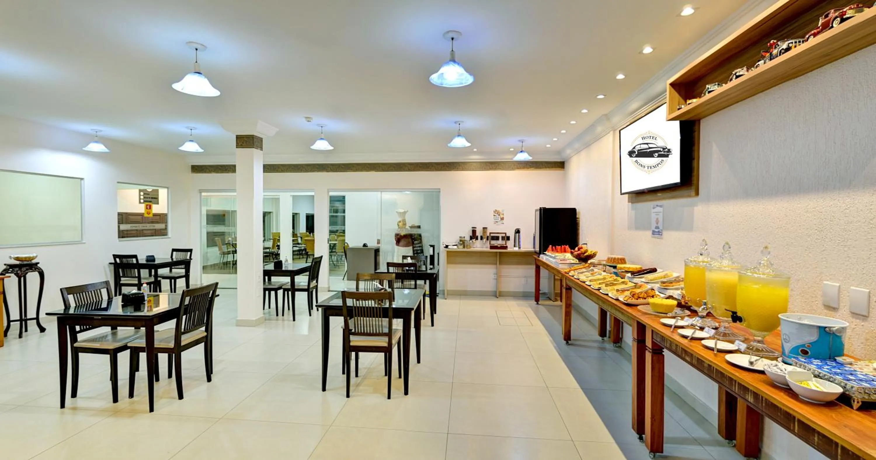 Restaurant/places to eat in Hotel Bons Tempos