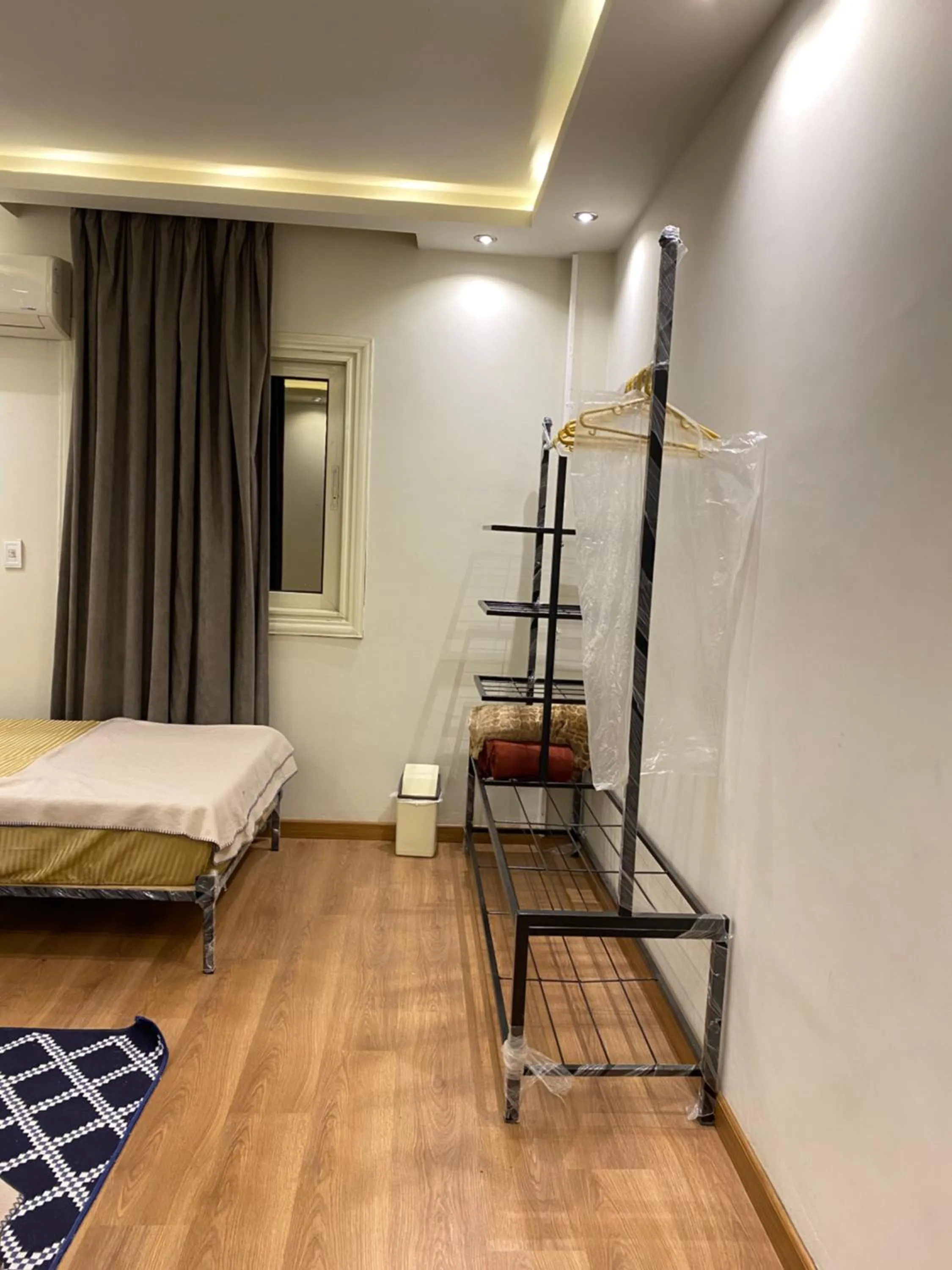 Bed in Gardenia city