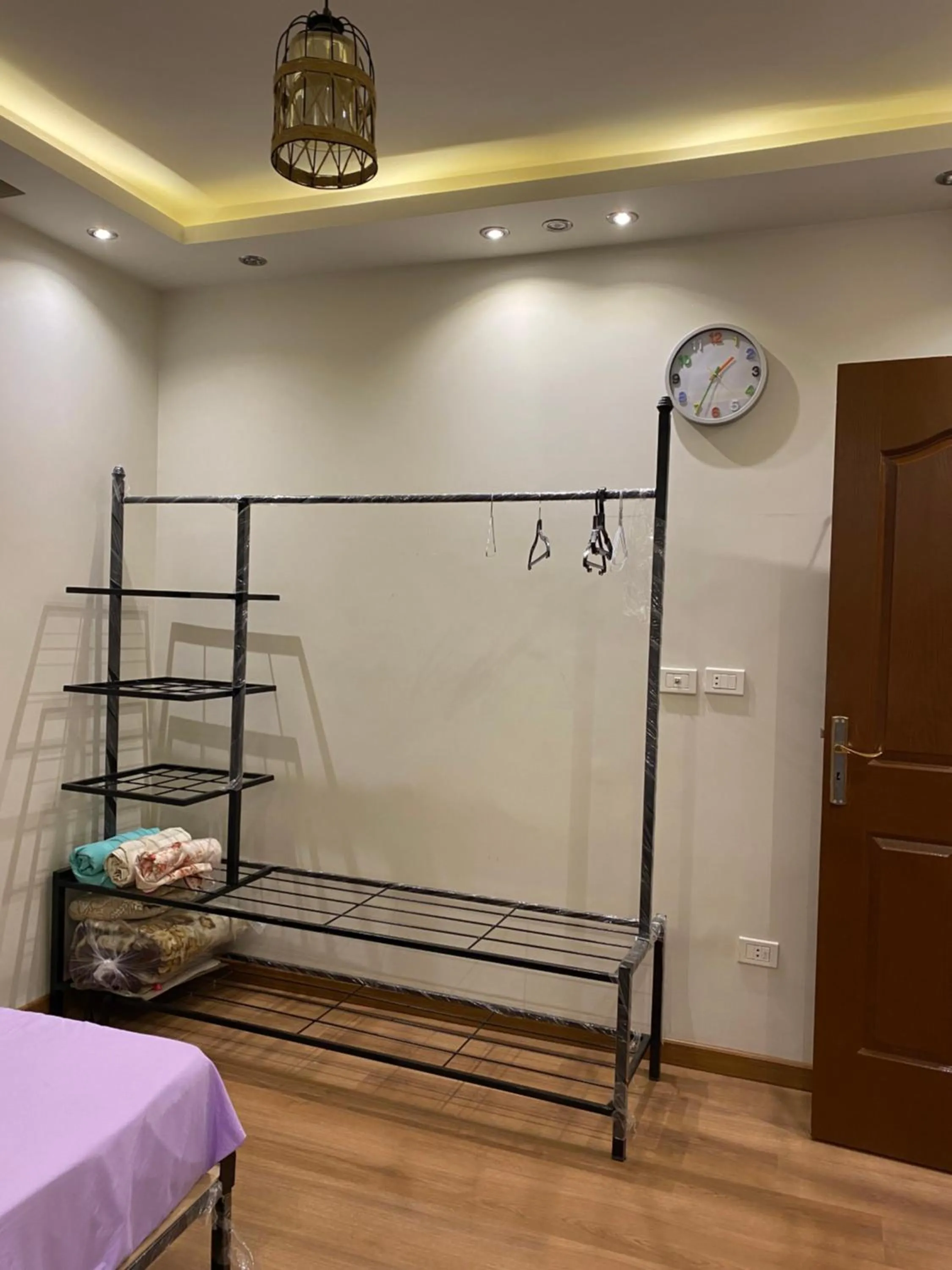 Bed in Gardenia city