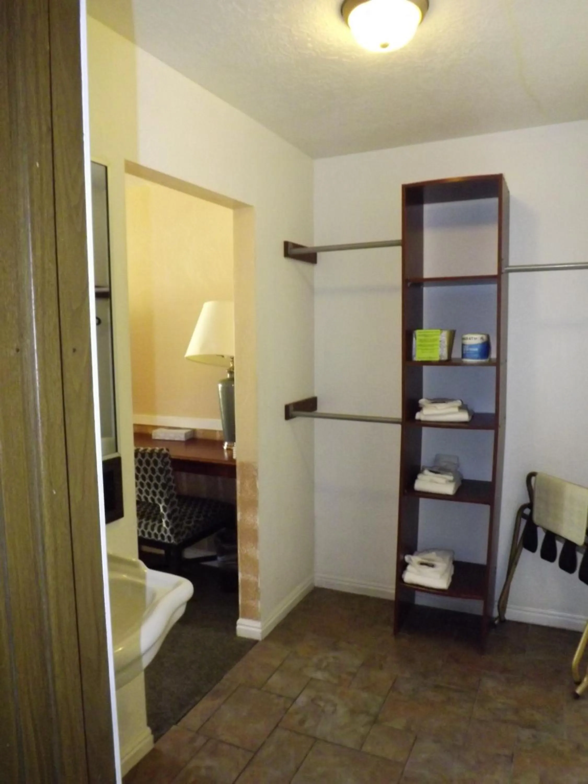 Bathroom in Sage Motel