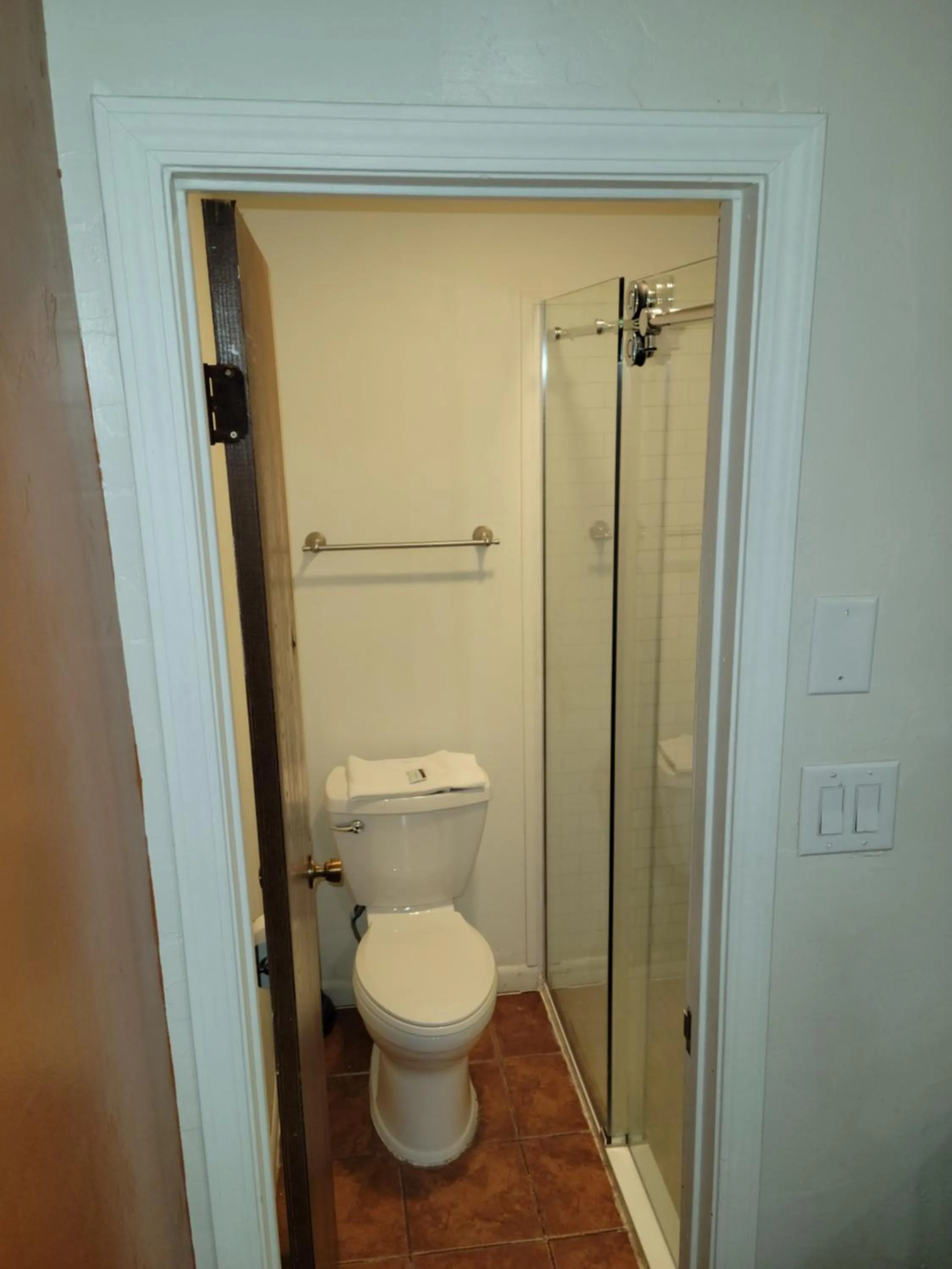 Shower in Sage Motel