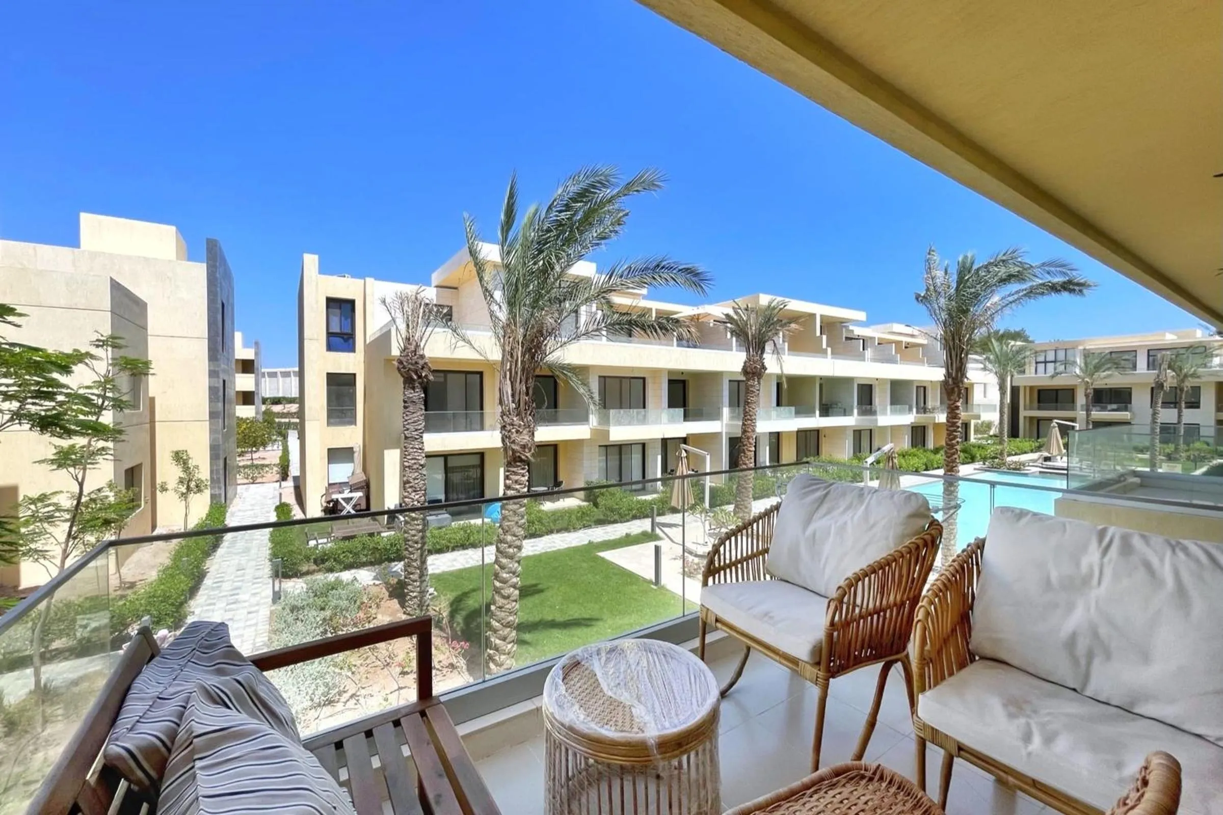 The Snuggly Studio G Cribs El Gouna