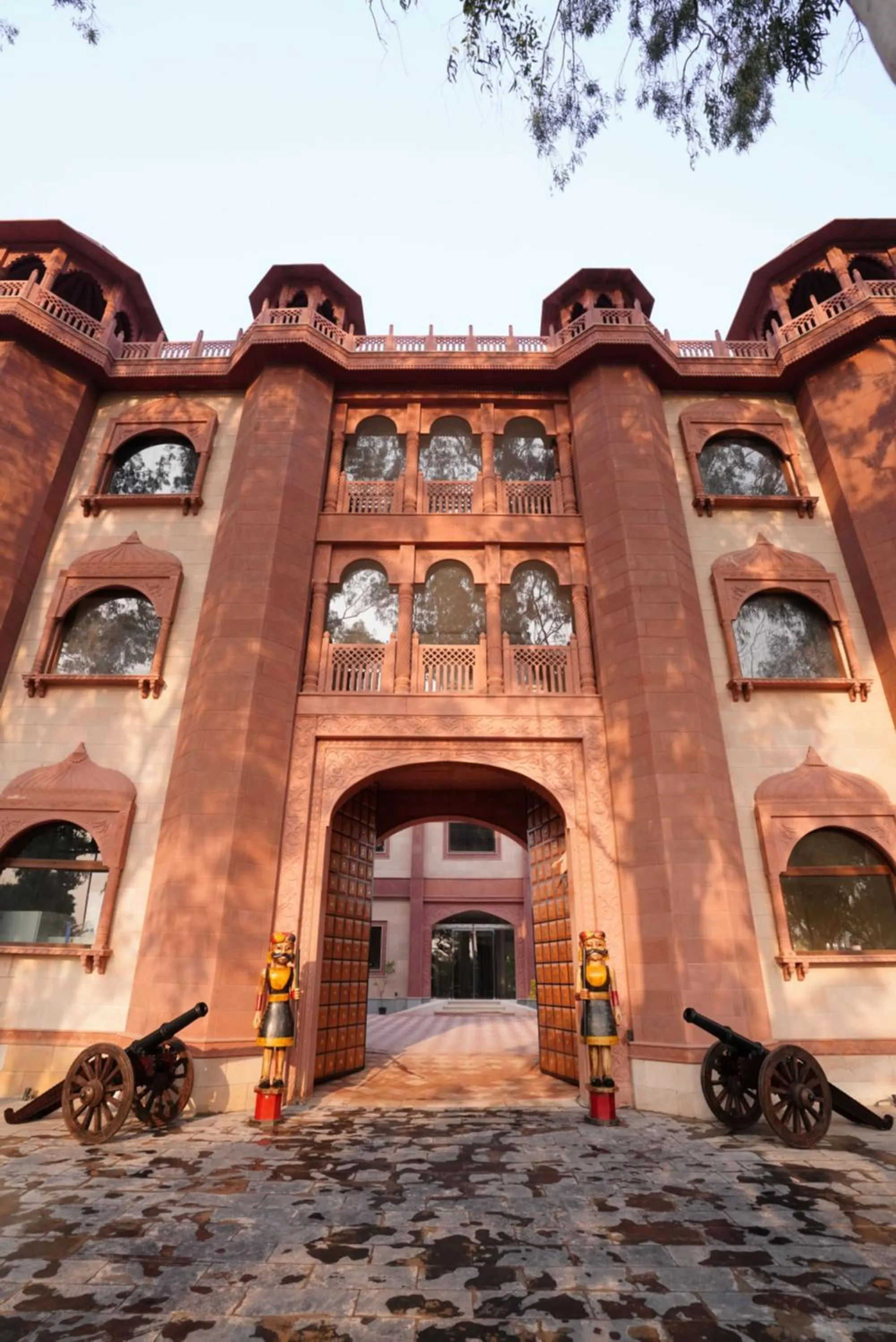 Facade/entrance in THE FORT