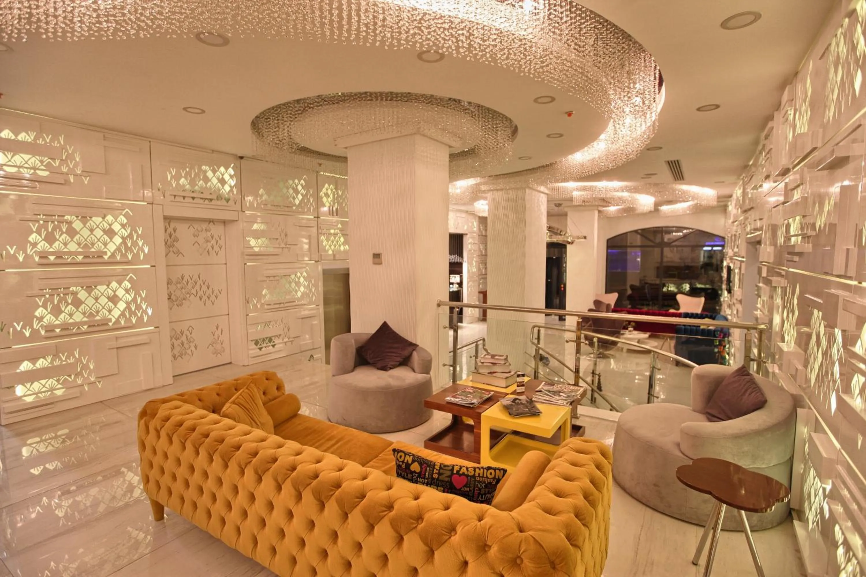 Lobby or reception in Demonti Hotel