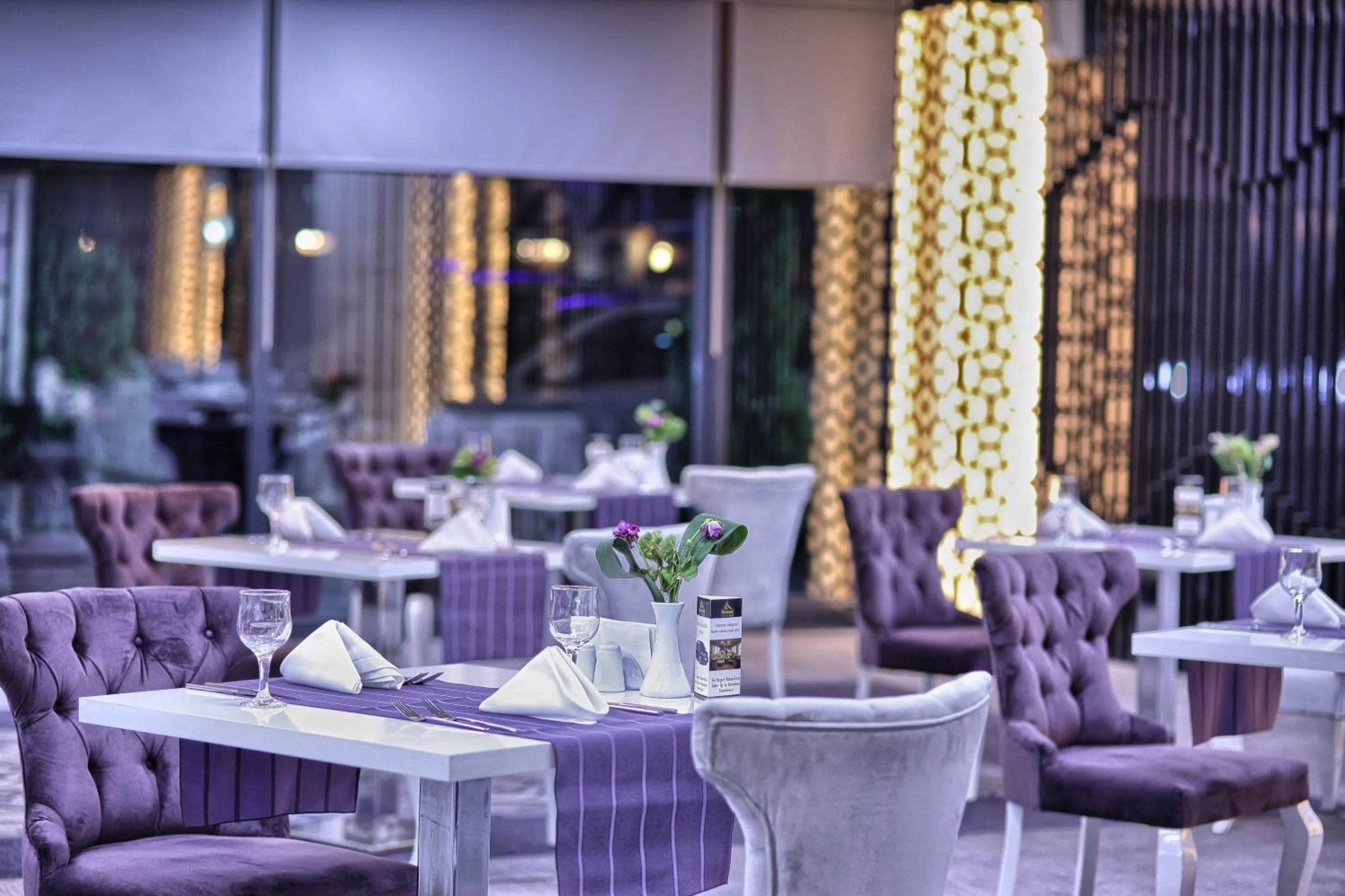 Lounge or bar in Demonti Hotel