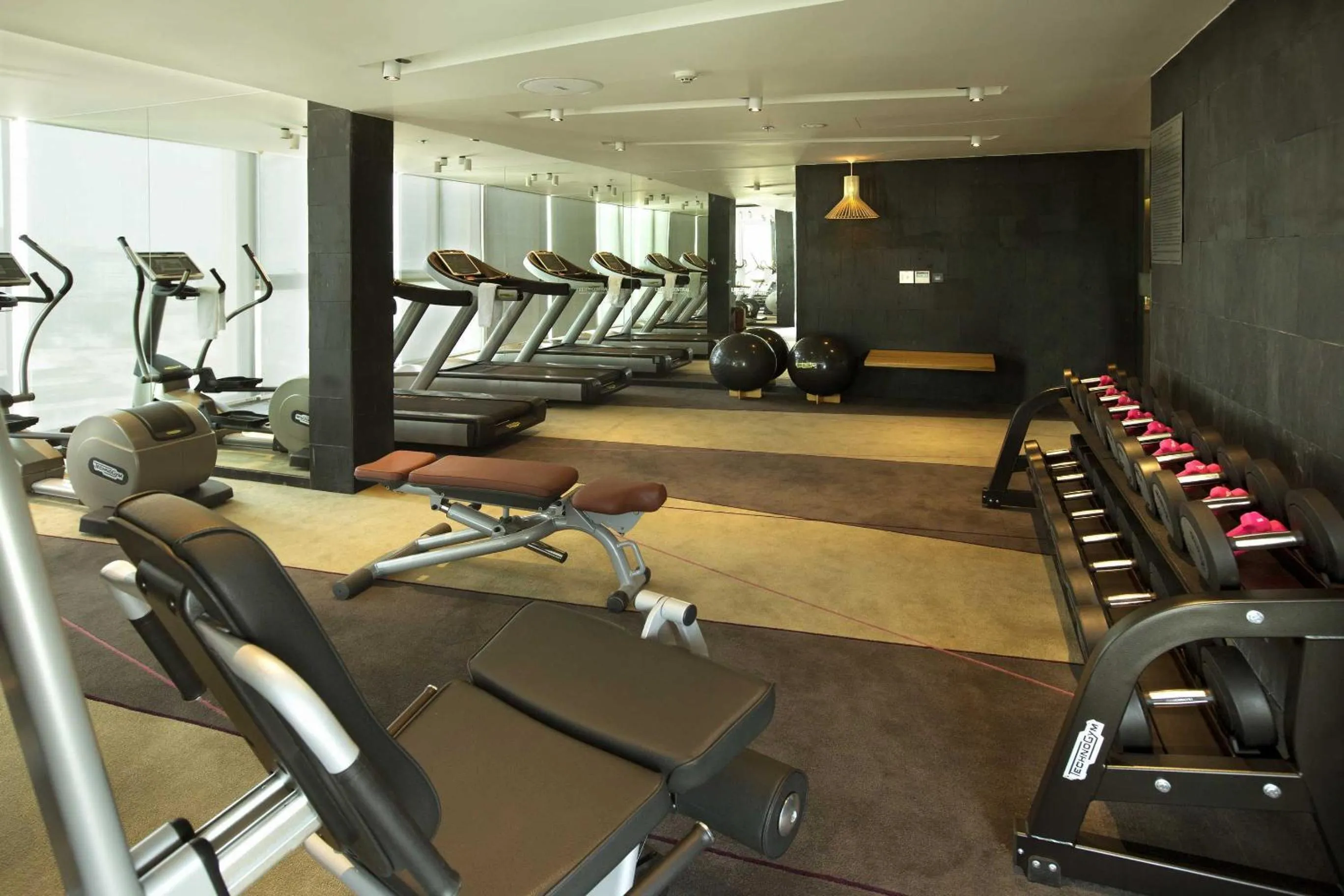 Fitness centre/facilities in Liberty Central Saigon Citypoint