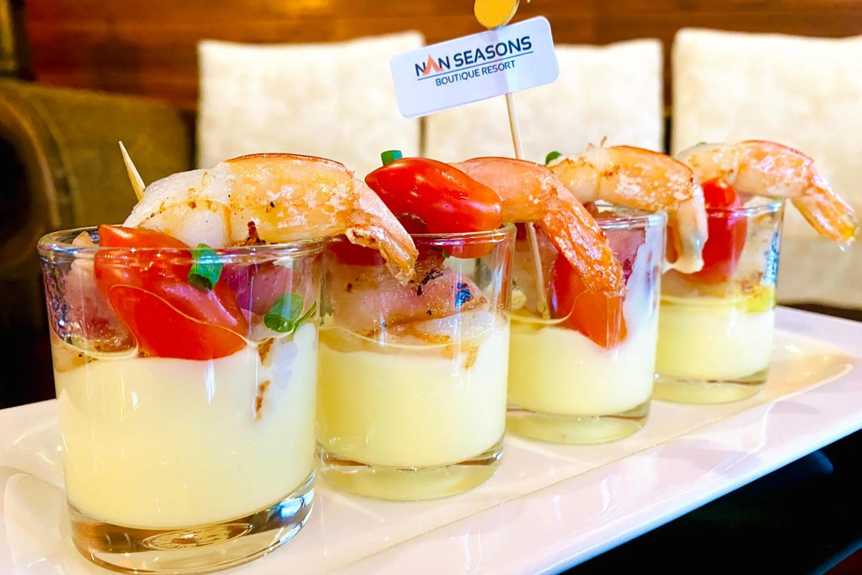 Food and drinks in Nan Seasons Boutique Resort