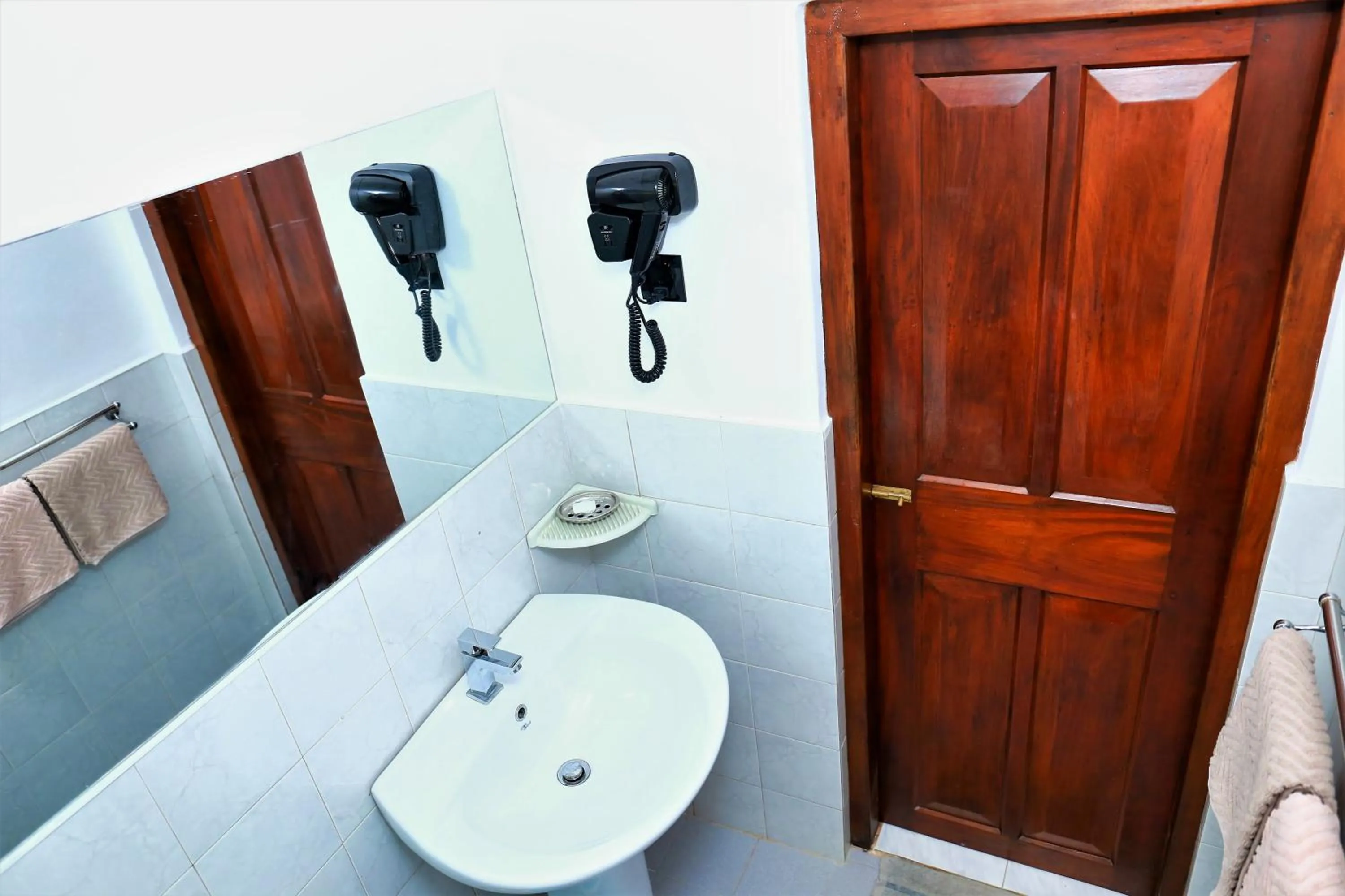 Bathroom in Camellia Dwelling