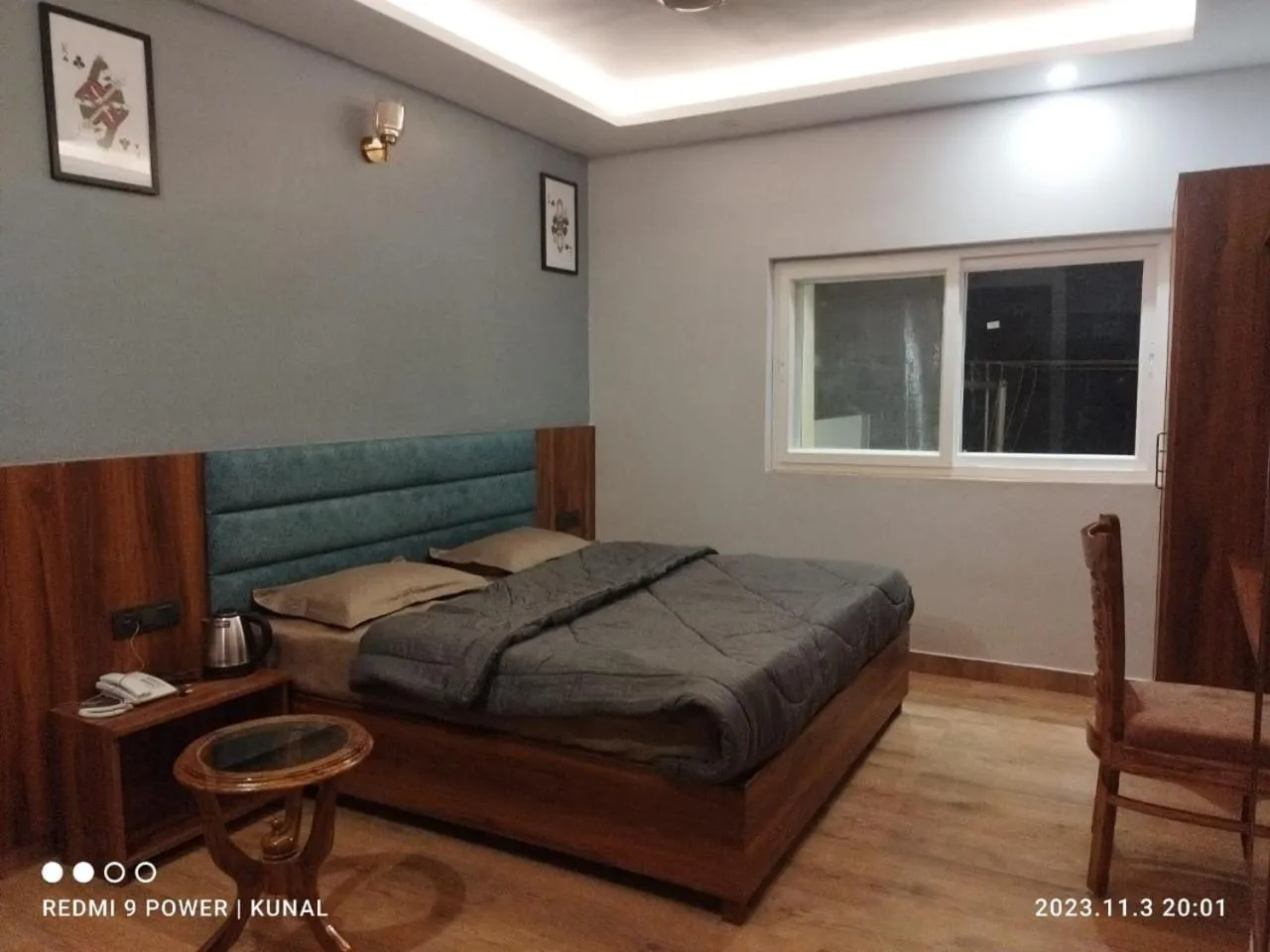 Bedroom, Bed in Hotel Mahadev Rishikesh