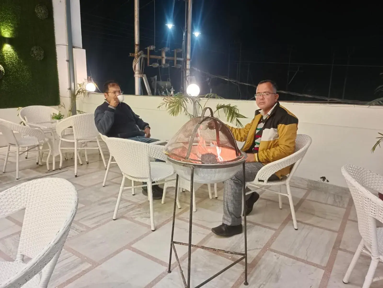 Restaurant/places to eat in Hotel Mahadev Rishikesh Restaurant/places to eat in Hotel Mahadev Rishikesh