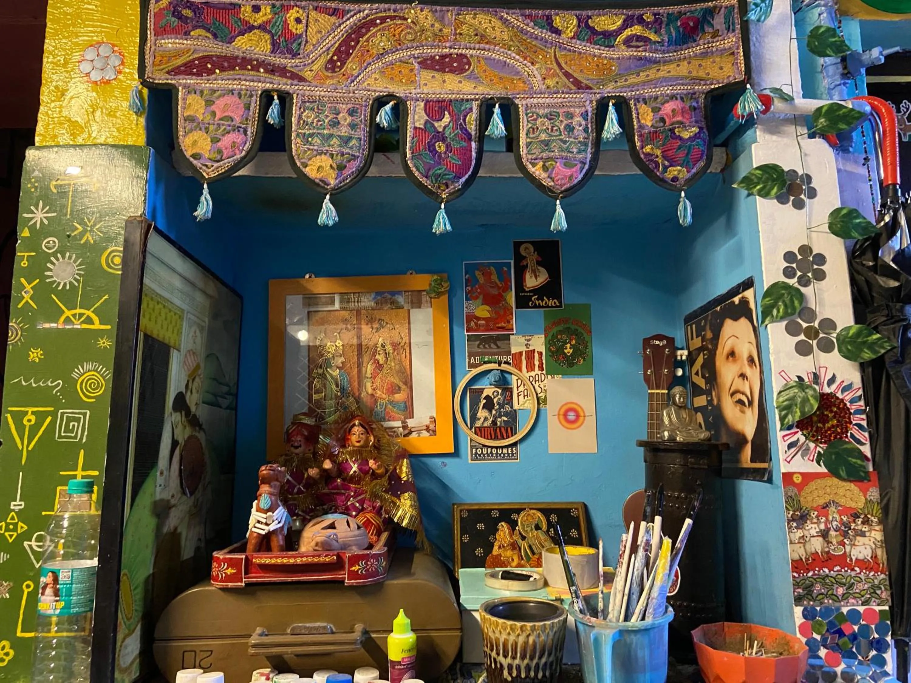 Decorative detail in Bob hostel