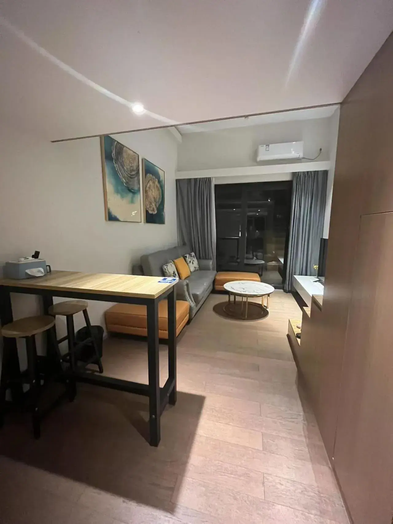 Double Room with Balcony - single occupancy in Guangzhou YuXiang Apartment - Guangzhou Pazhou International Convention and Exhibition Center Double Room with Balcony - single occupancy in Guangzhou YuXiang Apartment - Guangzhou Pazhou International Convention and Exhibition Center