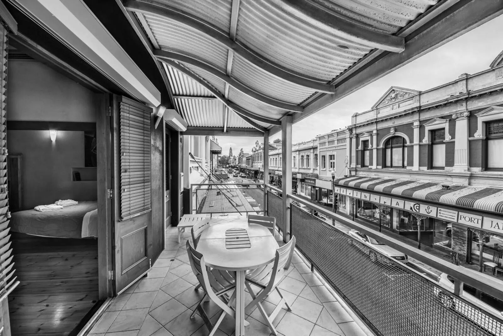 Property building in RIALTO SUITES Fremantle