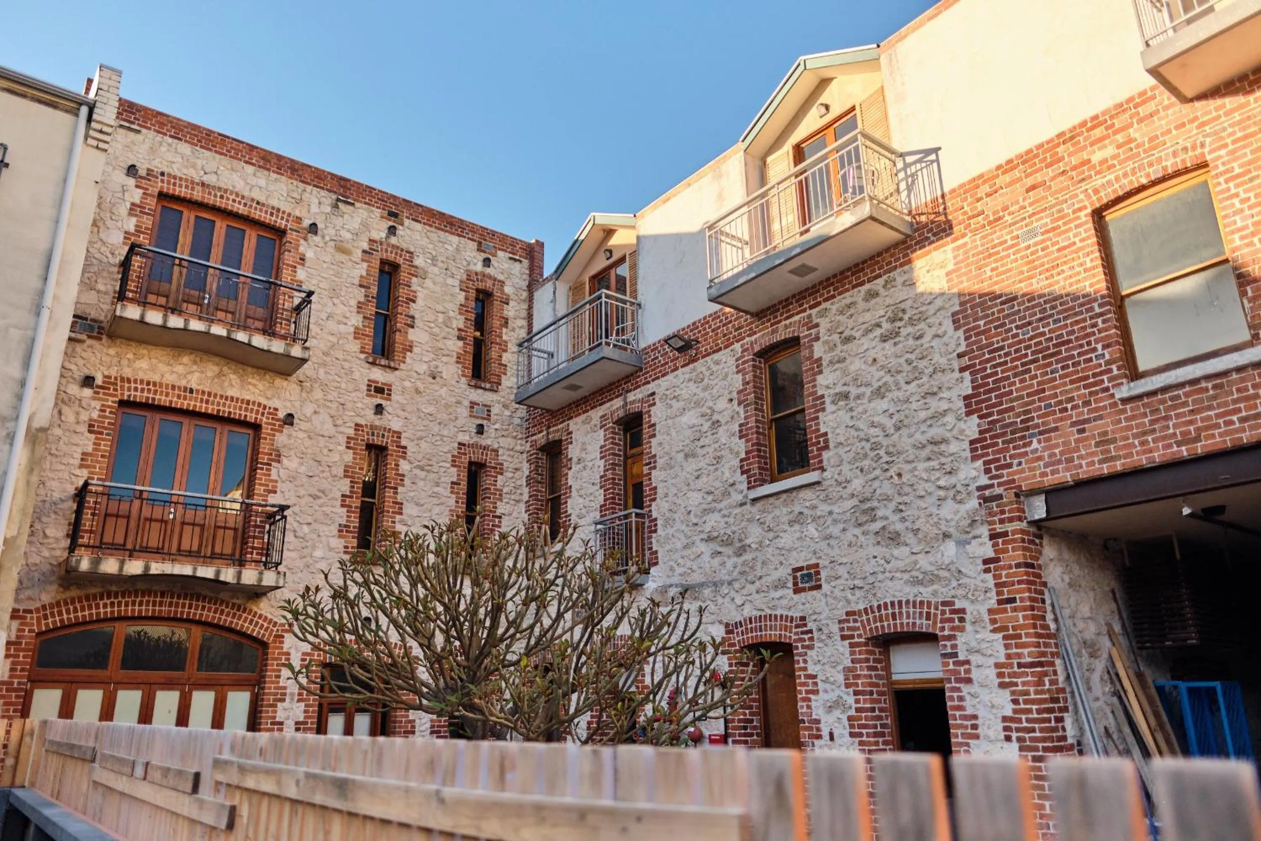 Property building in RIALTO SUITES Fremantle