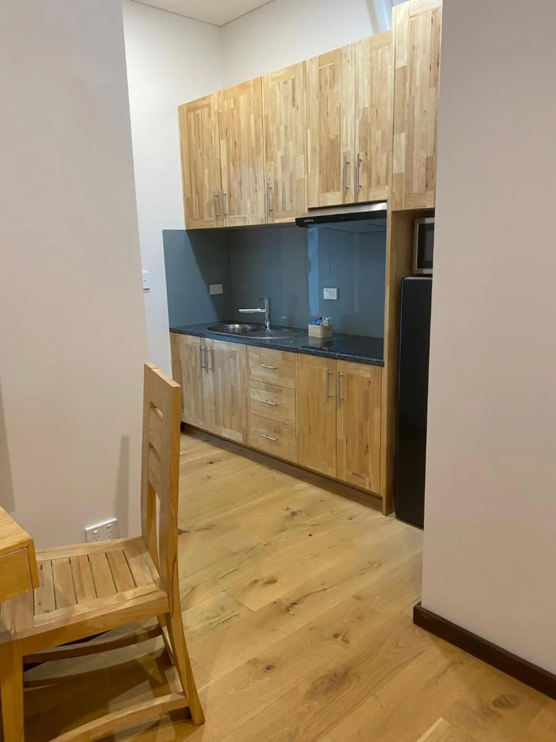 Kitchen or kitchenette in RIALTO SUITES Fremantle