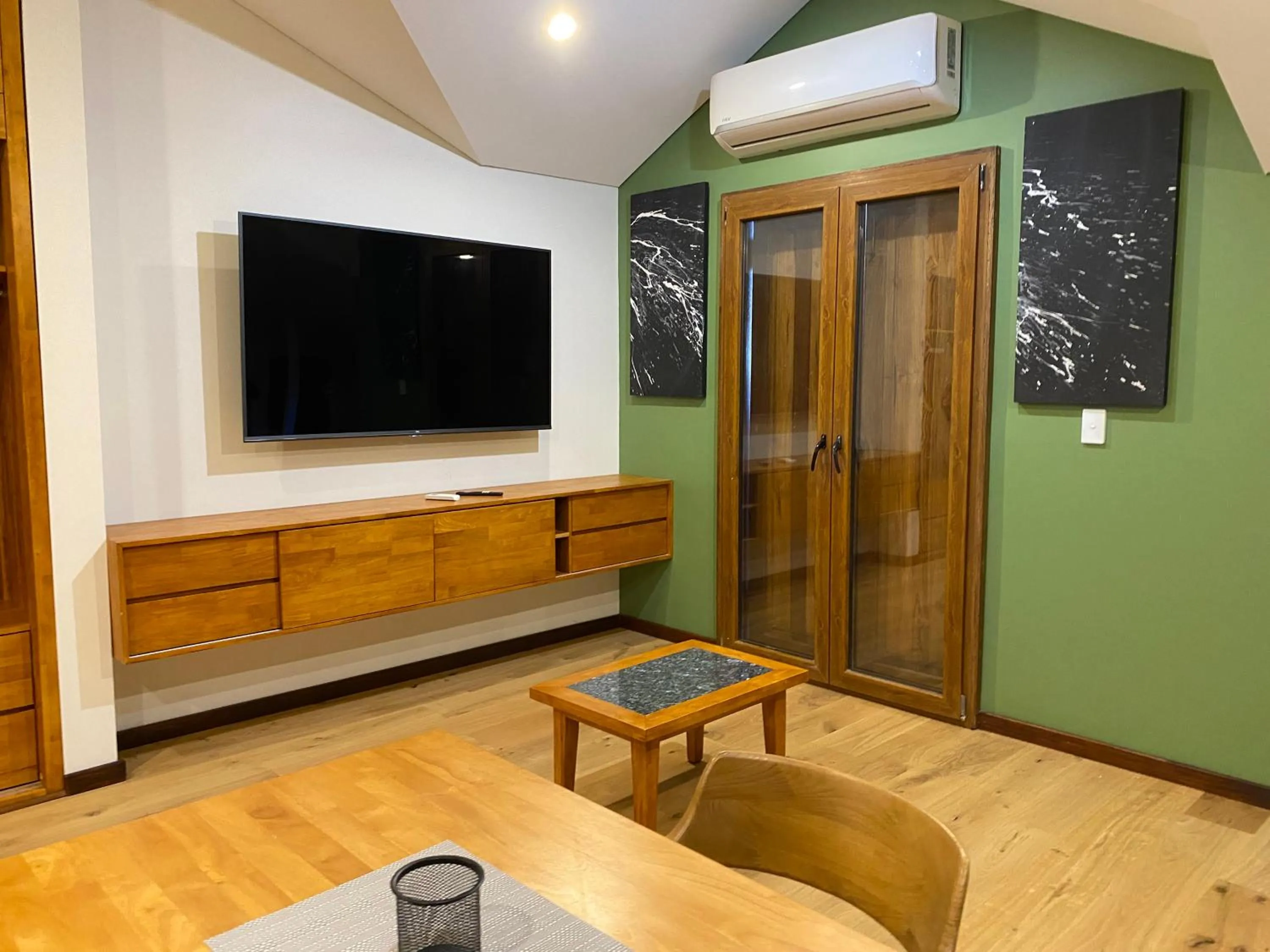 TV and multimedia in RIALTO SUITES Fremantle