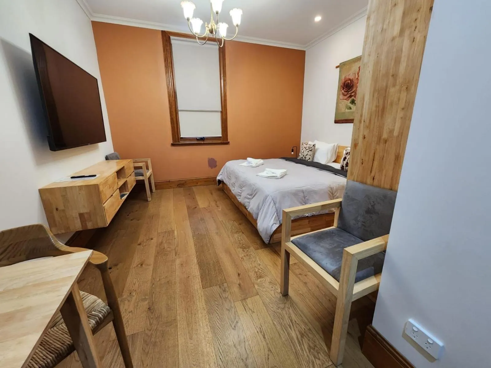 Photo of the whole room, Bed in RIALTO SUITES Fremantle