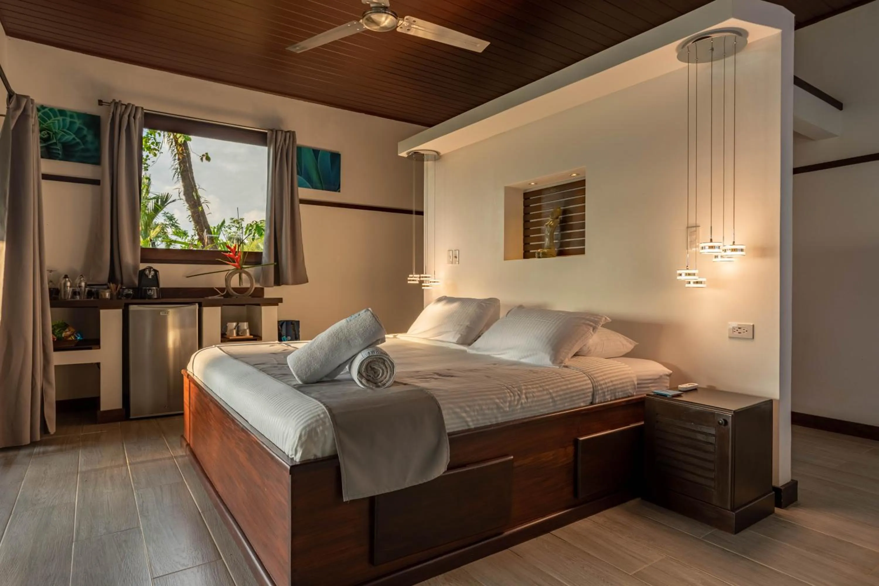 Bed in The Tranquilo Lodge, Adult Only, All meals included