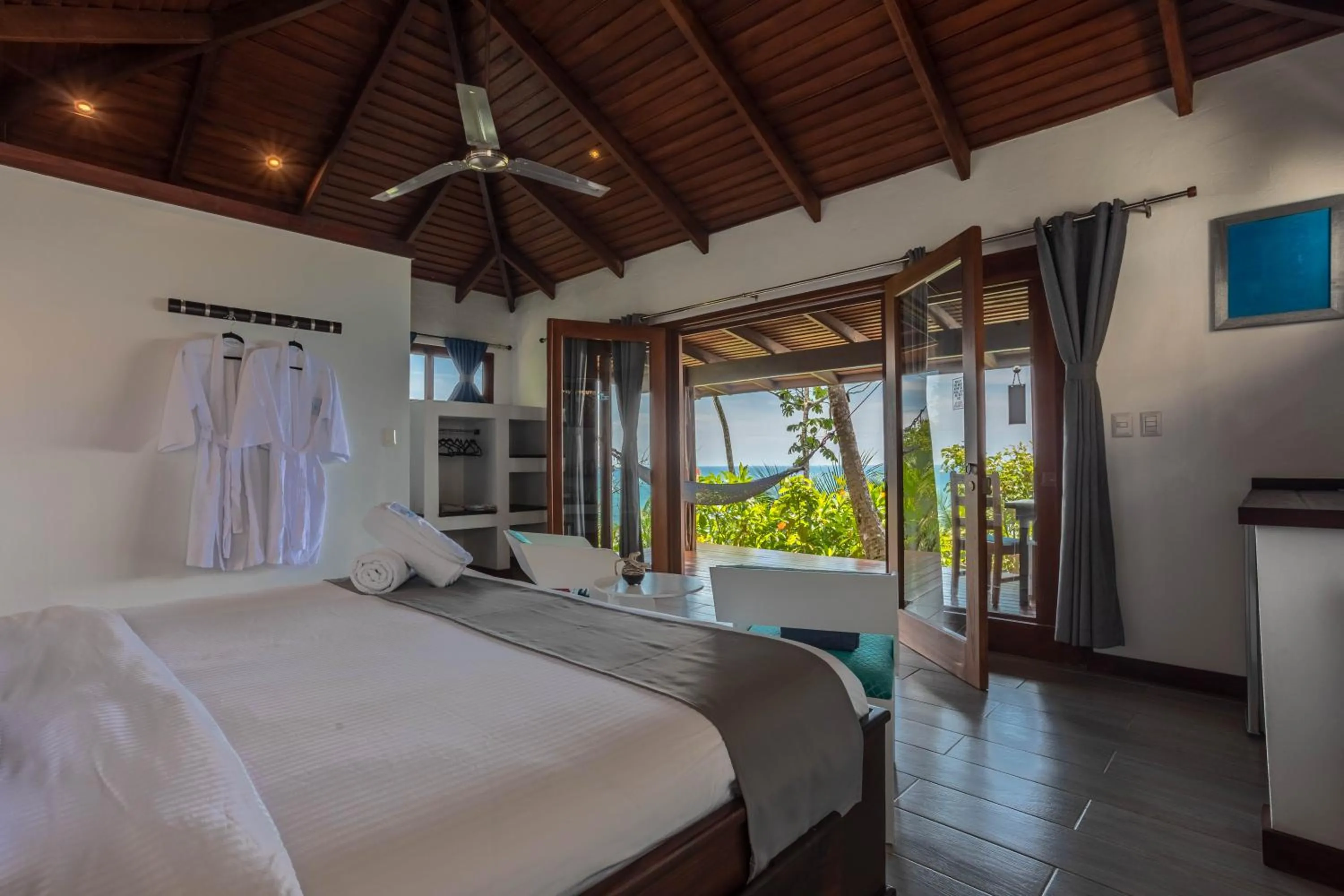 Bed in The Tranquilo Lodge, Adult Only, All meals included