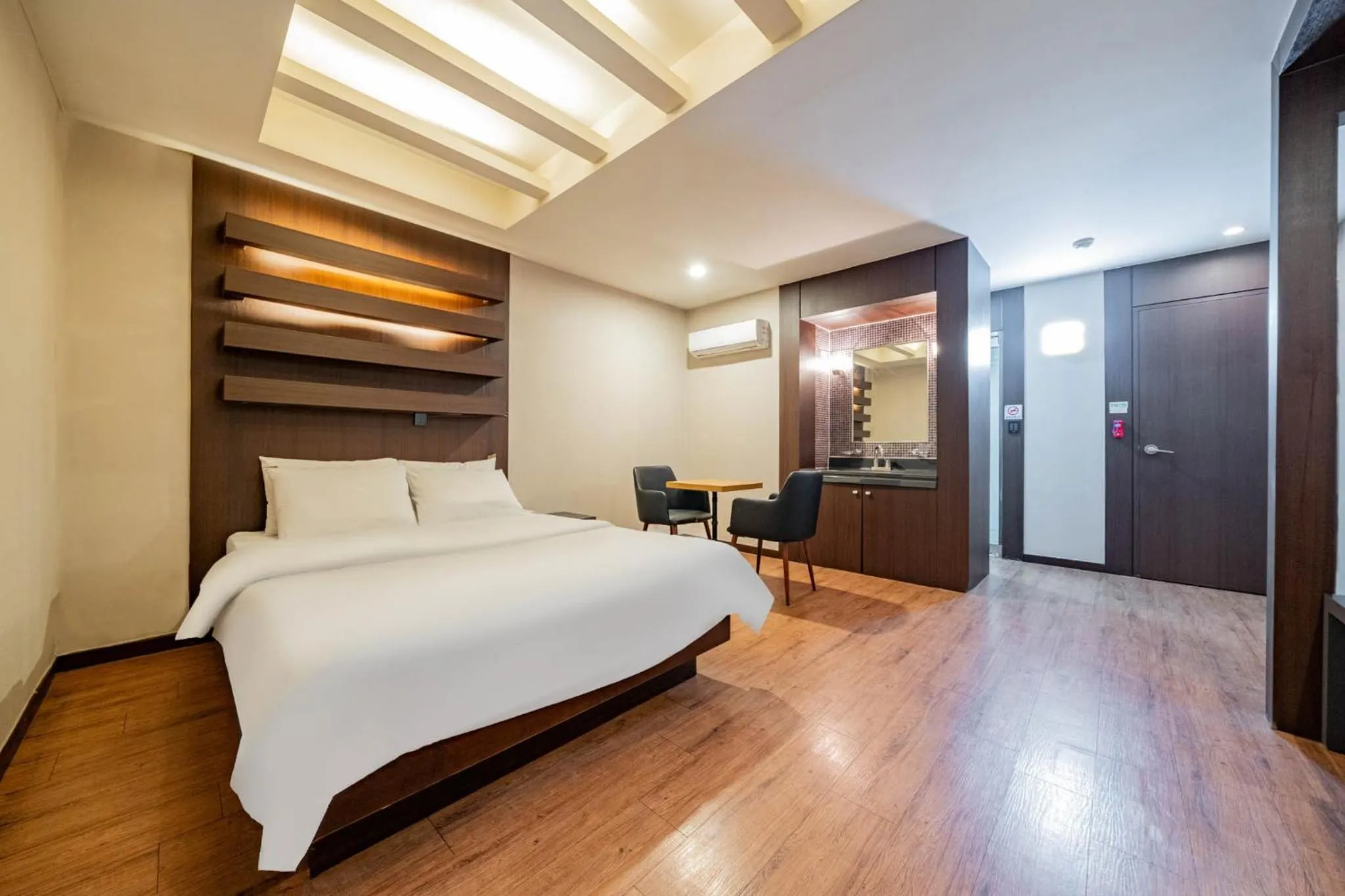 Superior Double Room in incheon Airport Hotel June