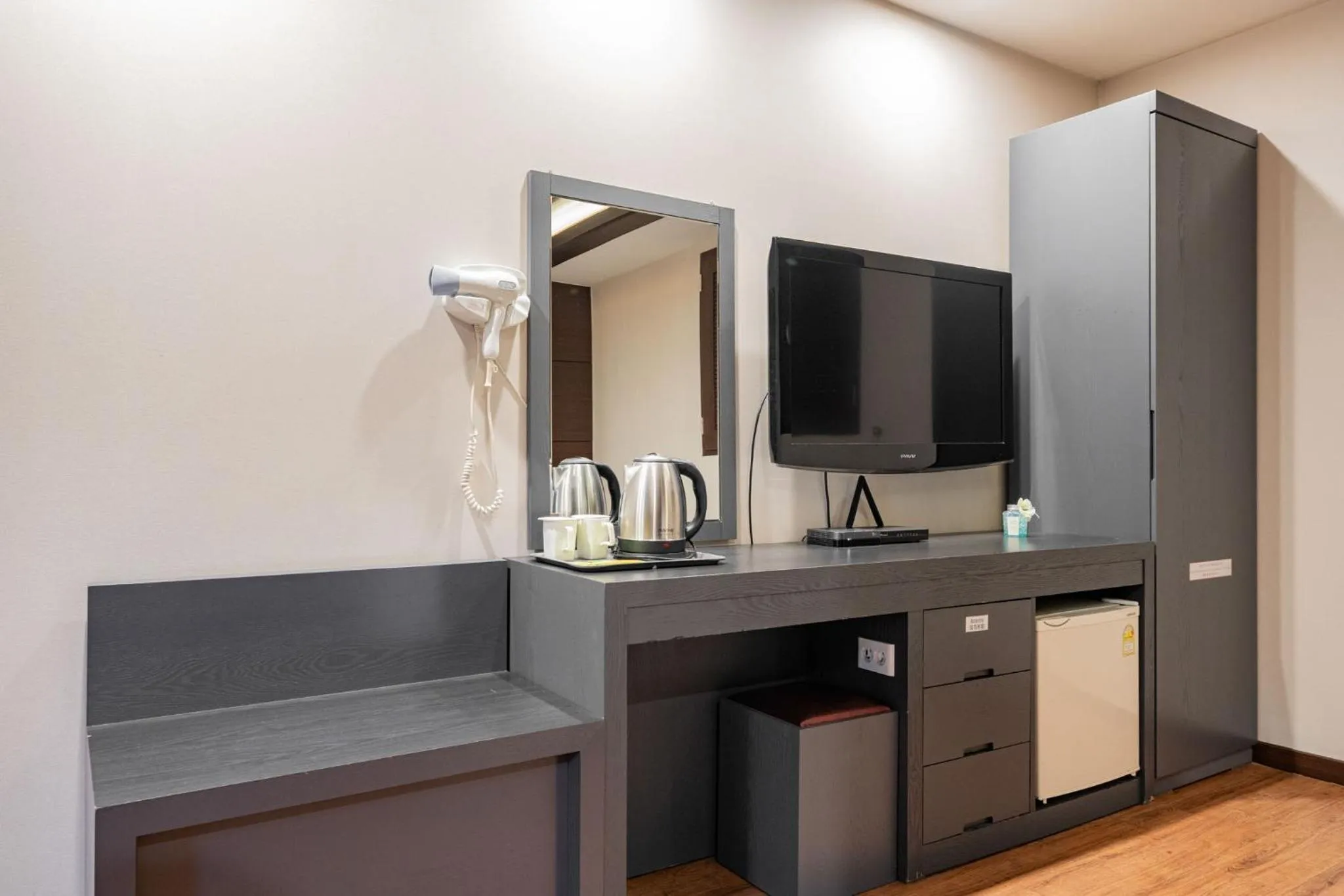 TV and multimedia in incheon Airport Hotel June